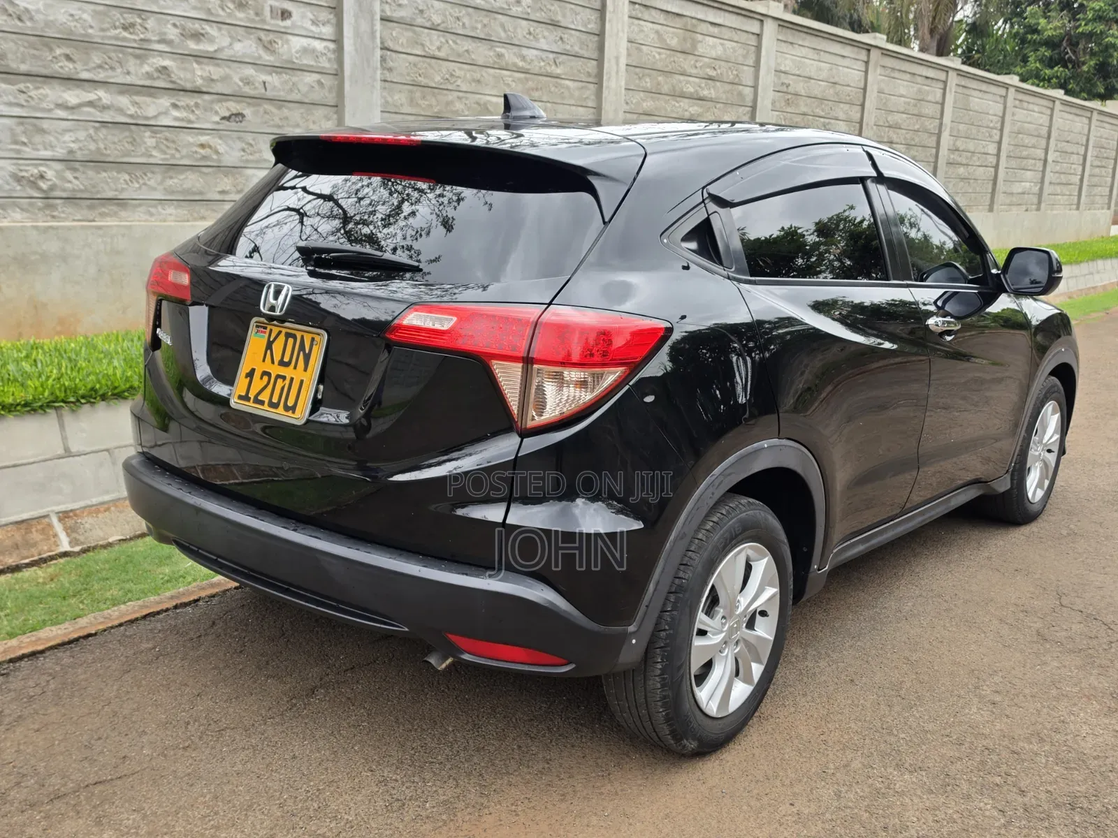 Honda Vezel 1.5 2WD 2016 Black