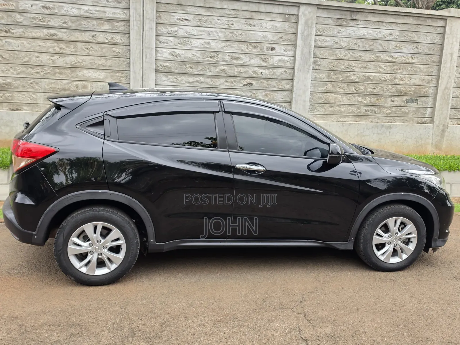 Honda Vezel 1.5 2WD 2016 Black