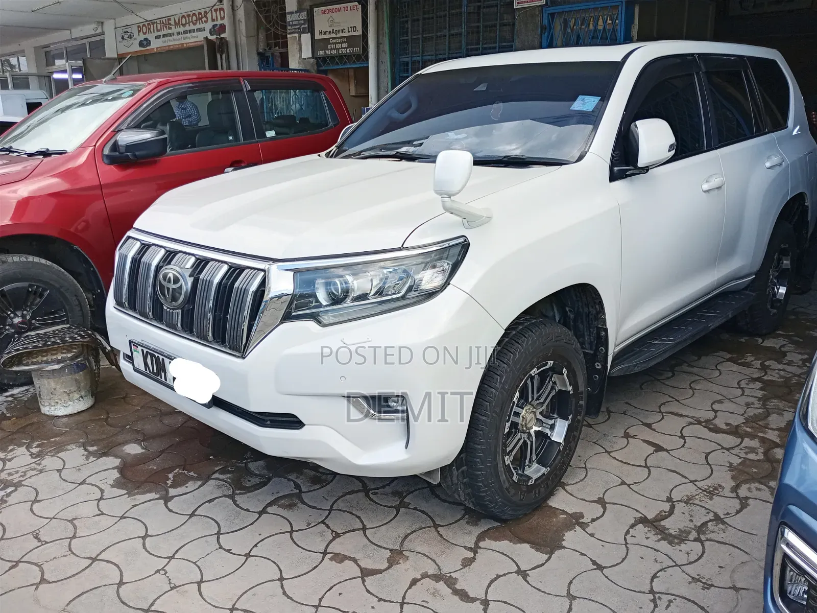 Toyota Land Cruiser Prado 2.7 2018 White