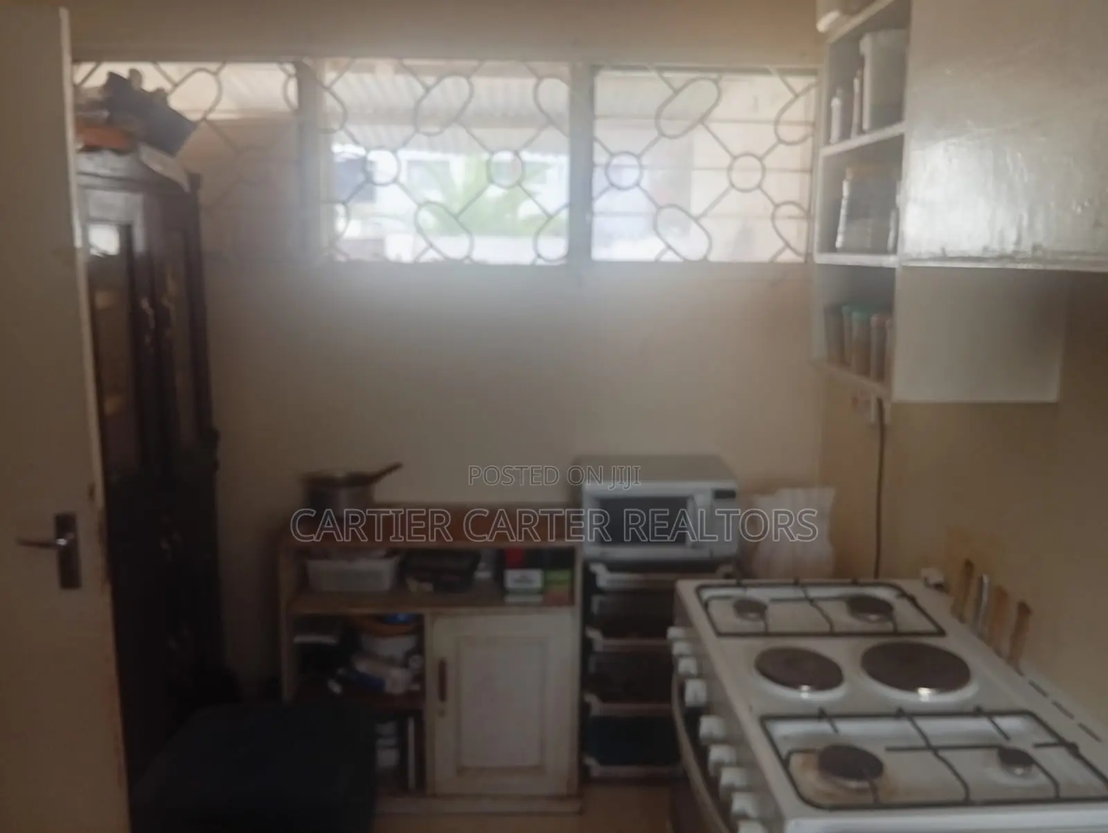 3bdrm Mansion in BuruBuru for sale