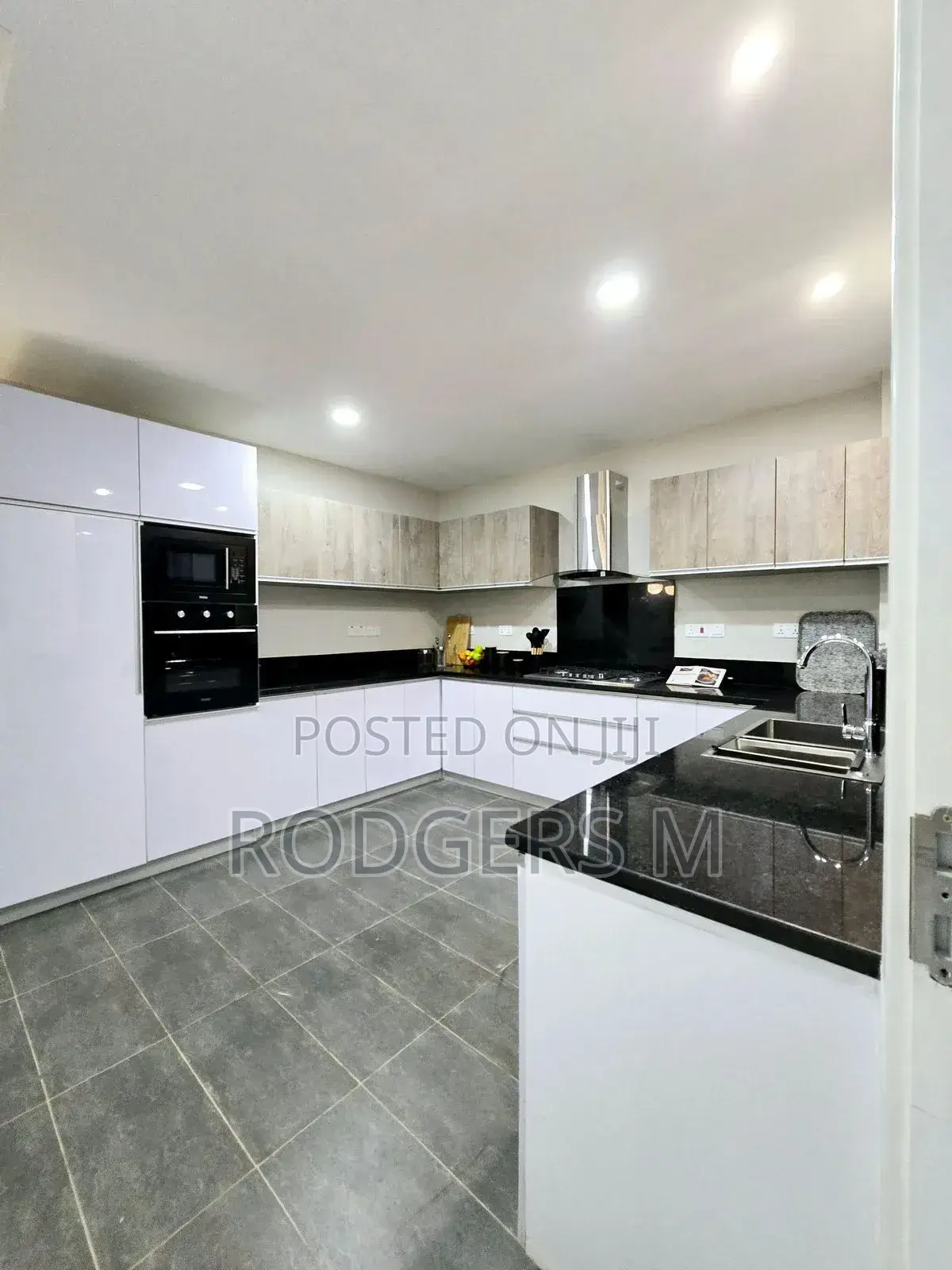 4bdrm Apartment in Kileleshwa for sale