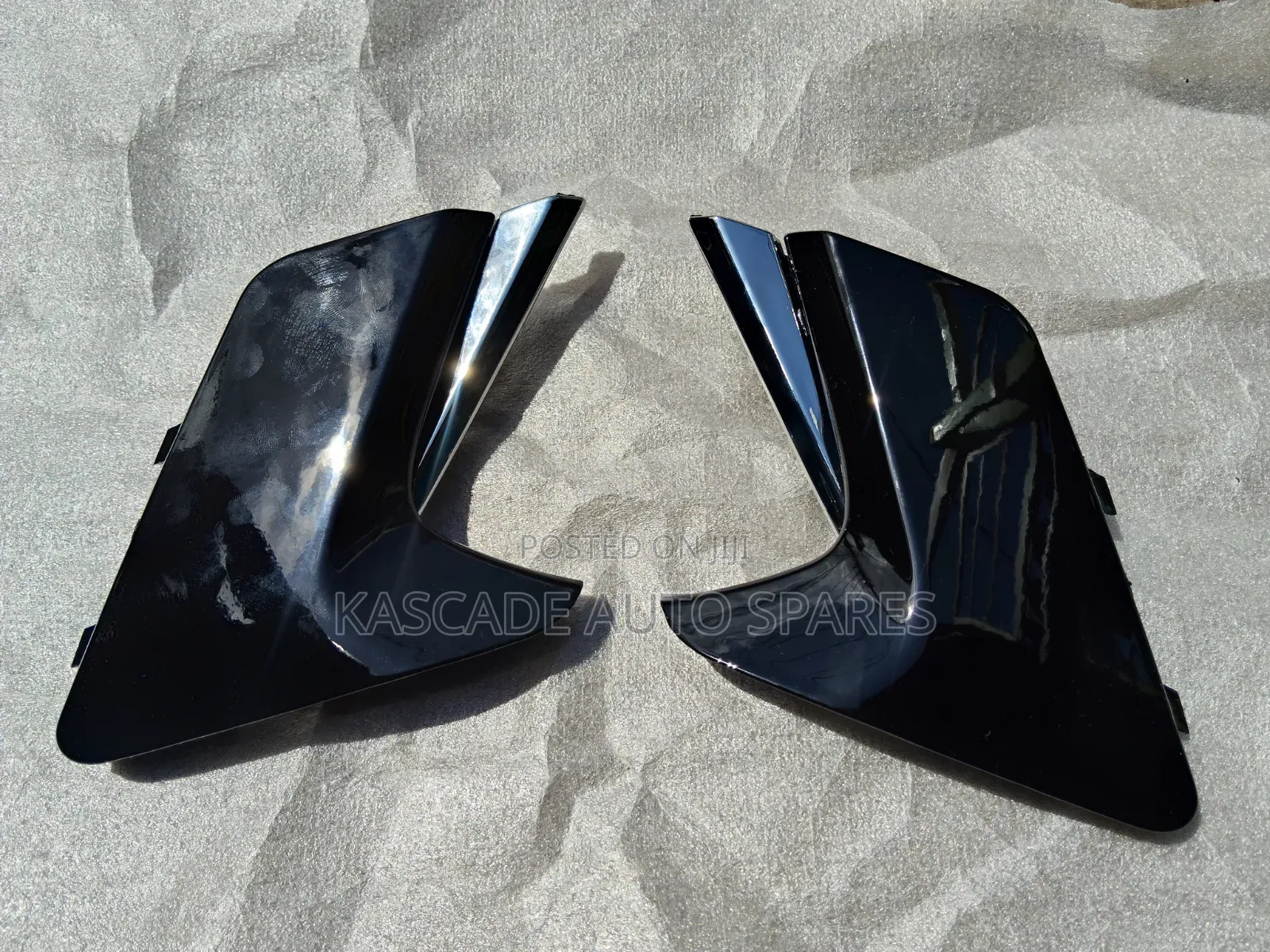 Towing Hook Cover Toyota Harrier New Model 2016+ Gs/Gr Sport