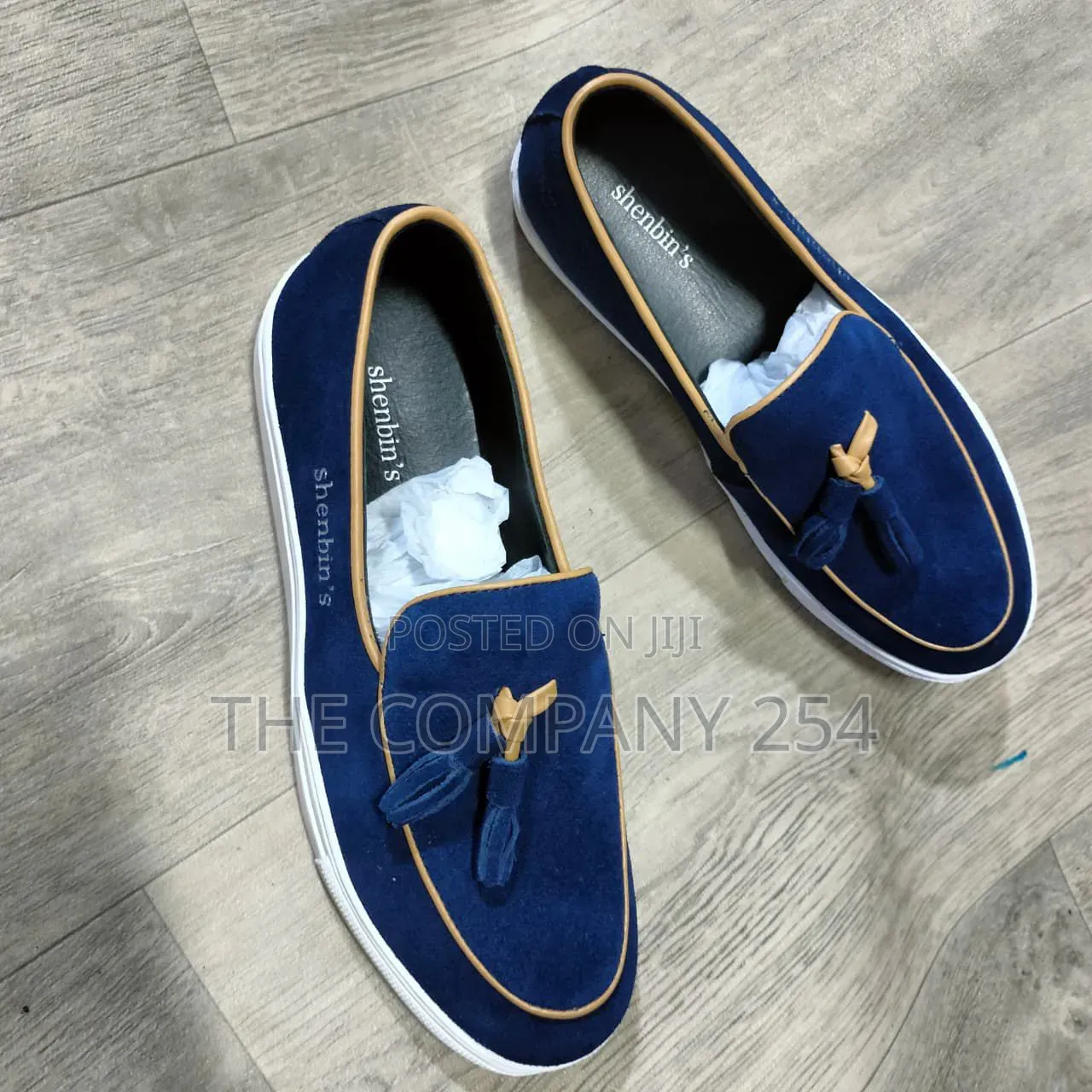 Quality Casual Leather Clarks Sued Loafer for Men Available