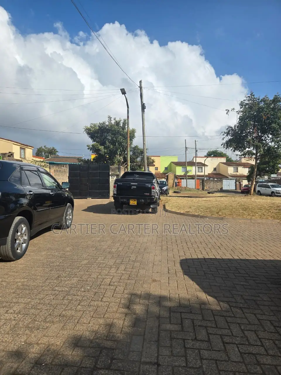 3bdrm Mansion in BuruBuru for sale