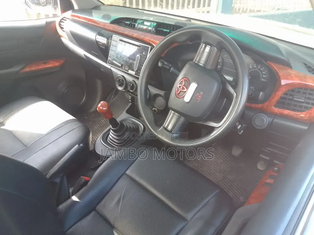 Toyota Hilux Revo Single Cab Deisel 2.4 RWD 2020 White
