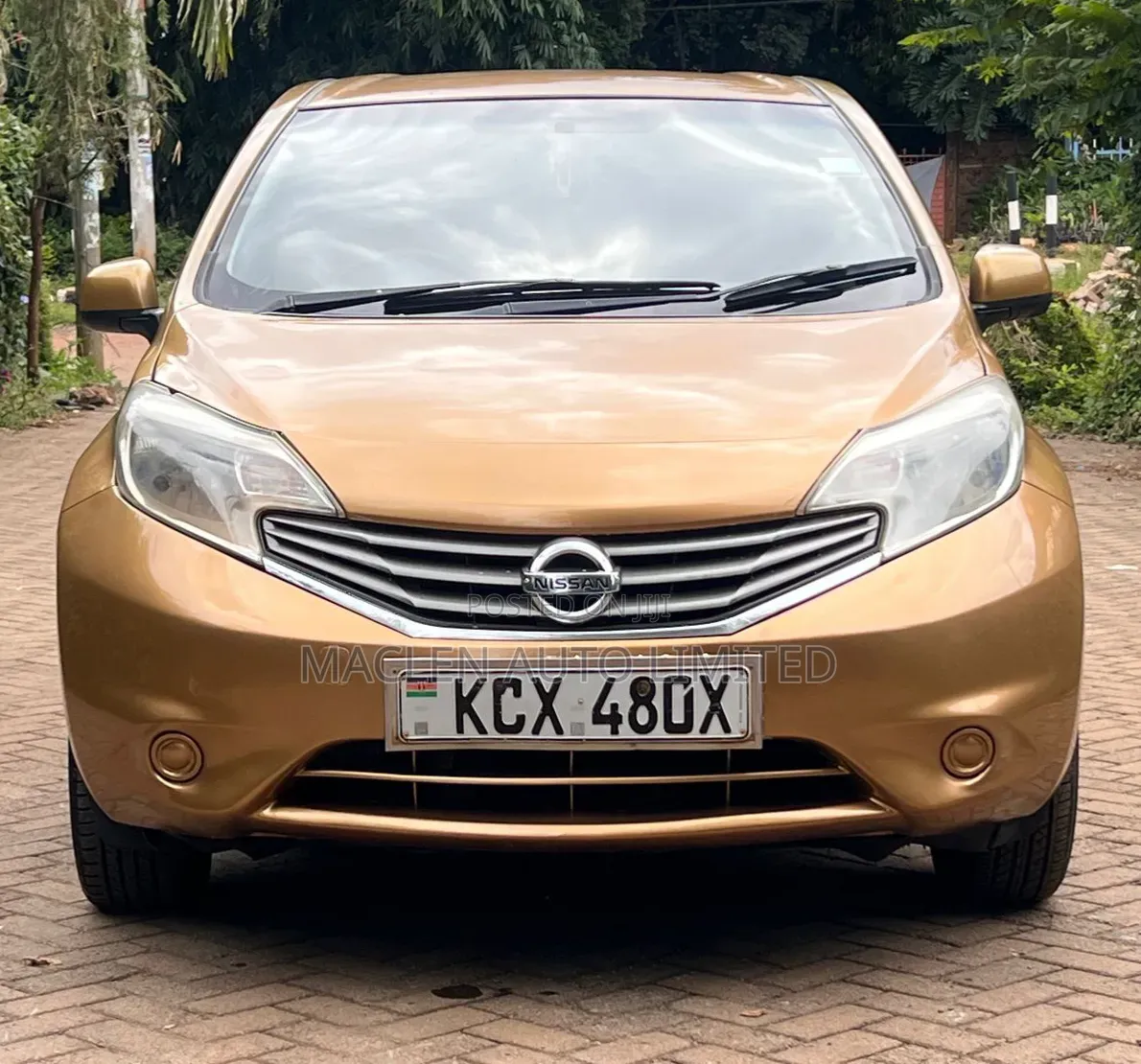 Nissan Note 2013 Gold