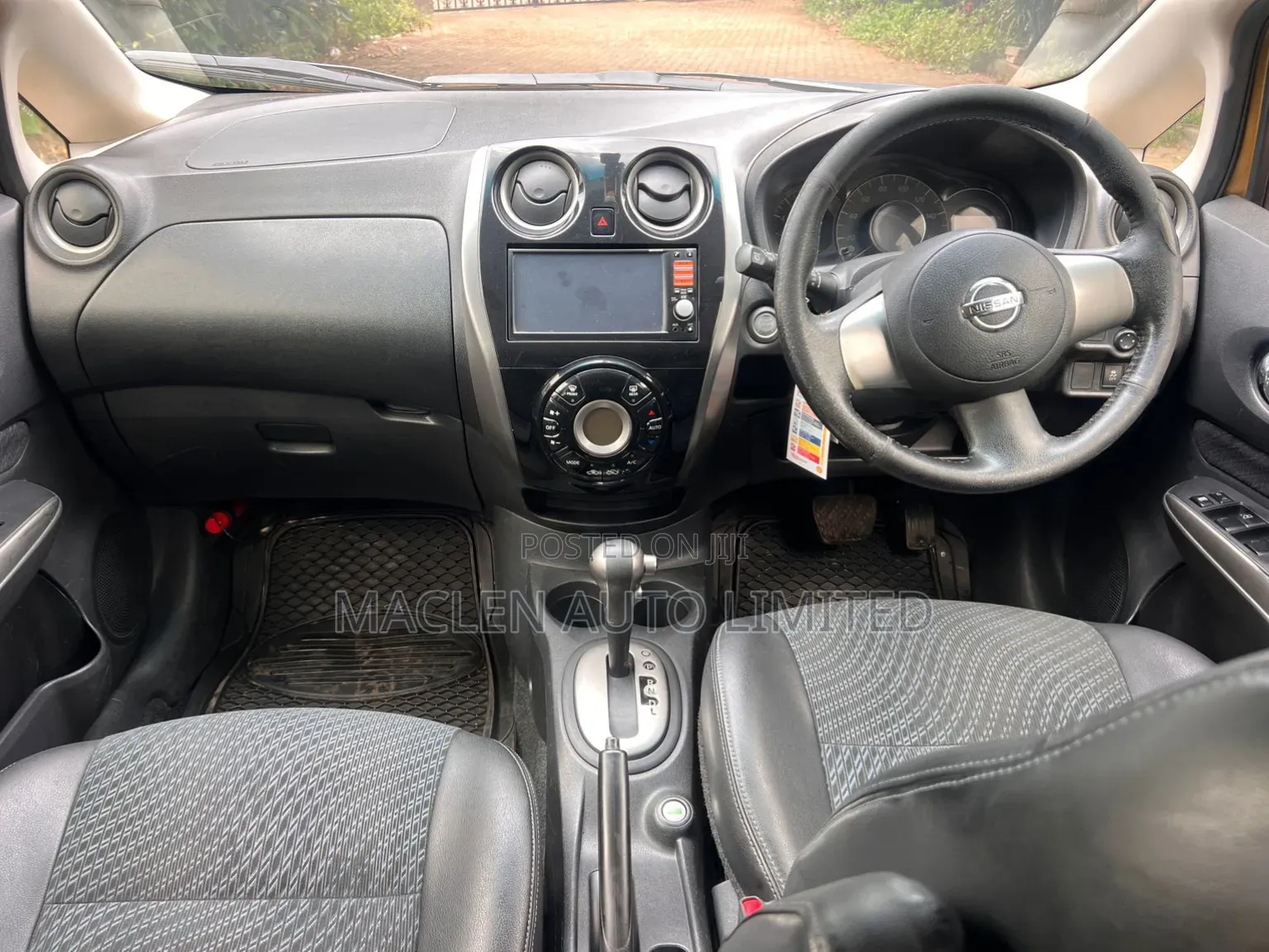 Nissan Note 2013 Gold