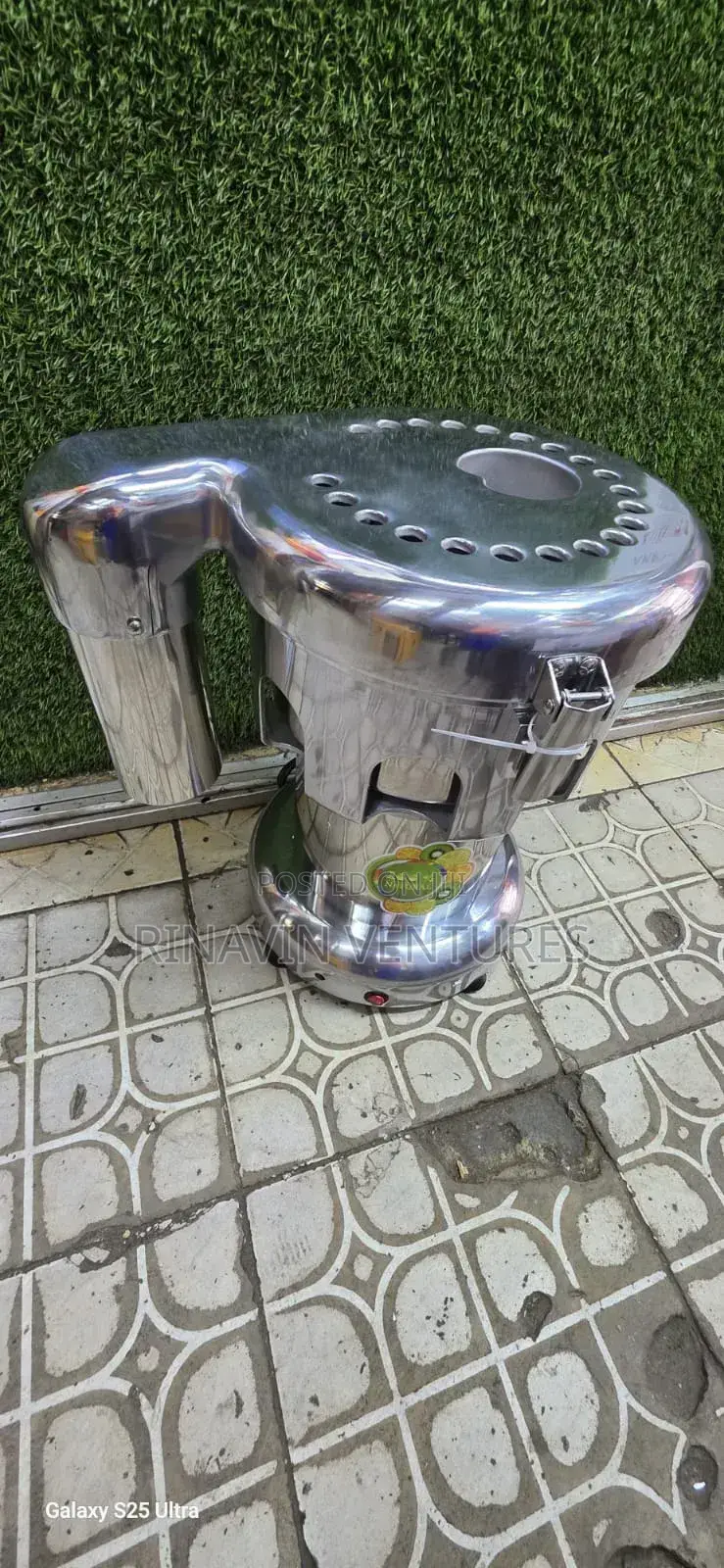 A-3000 Commercial Electric Juicer