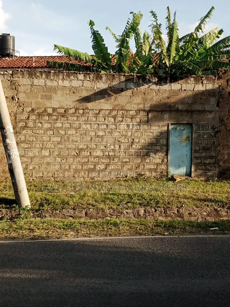 3bdrm Mansion in BuruBuru for sale