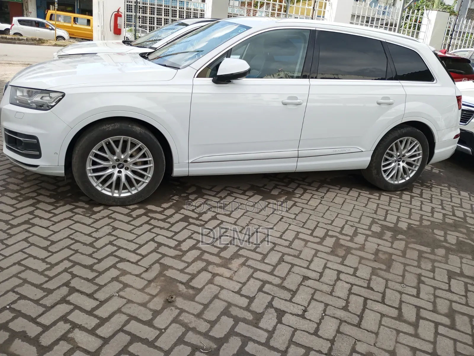 Audi Q7 3.0T Premium AWD quattro 2018 White