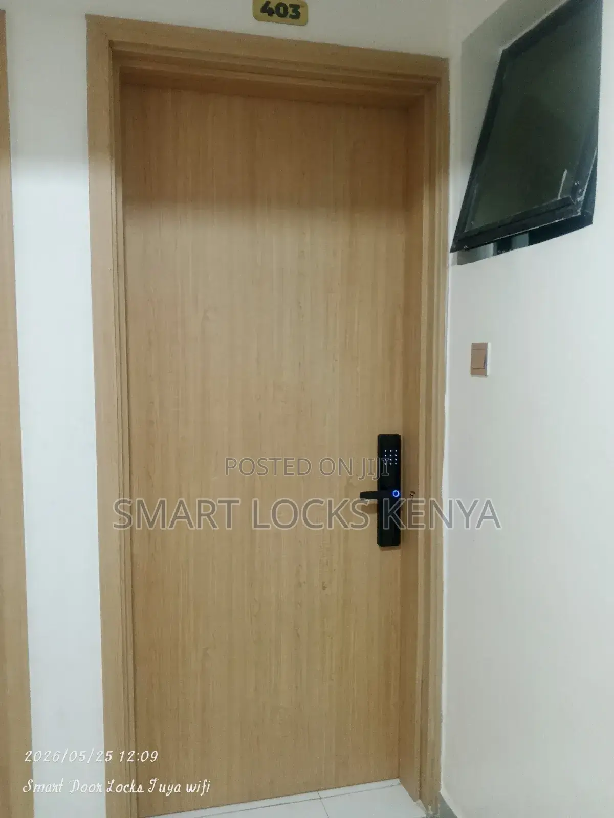 SMSRT Lock Tuya Wifi Unlock Password Fingerprints. Cards