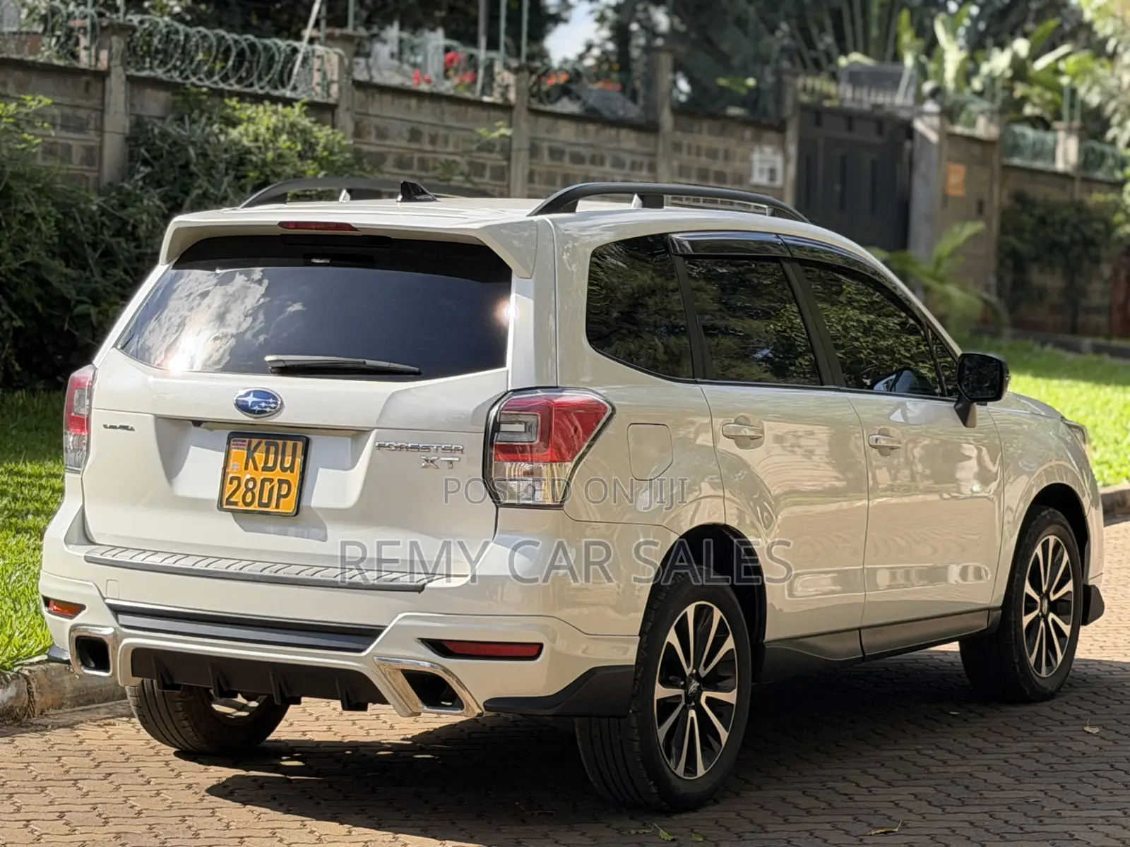 Subaru Forester 2018 White
