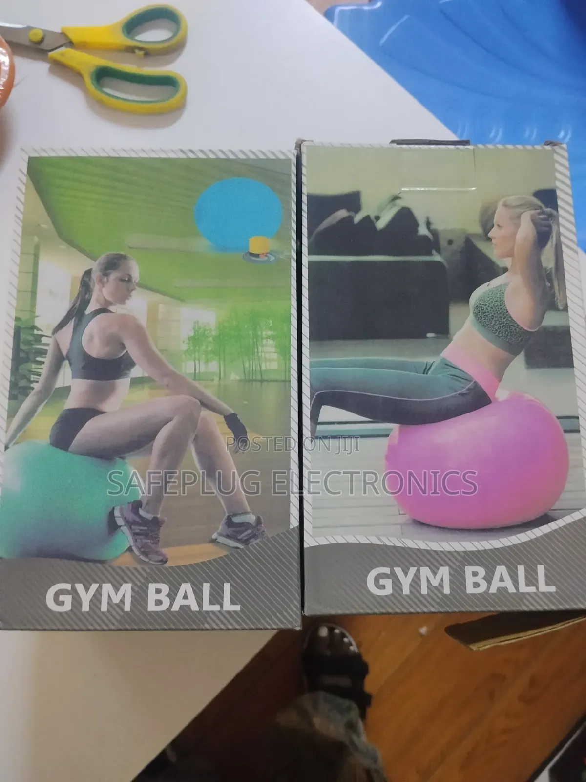 New Yoga Gymnastic/Pregnancy Birthing Ball