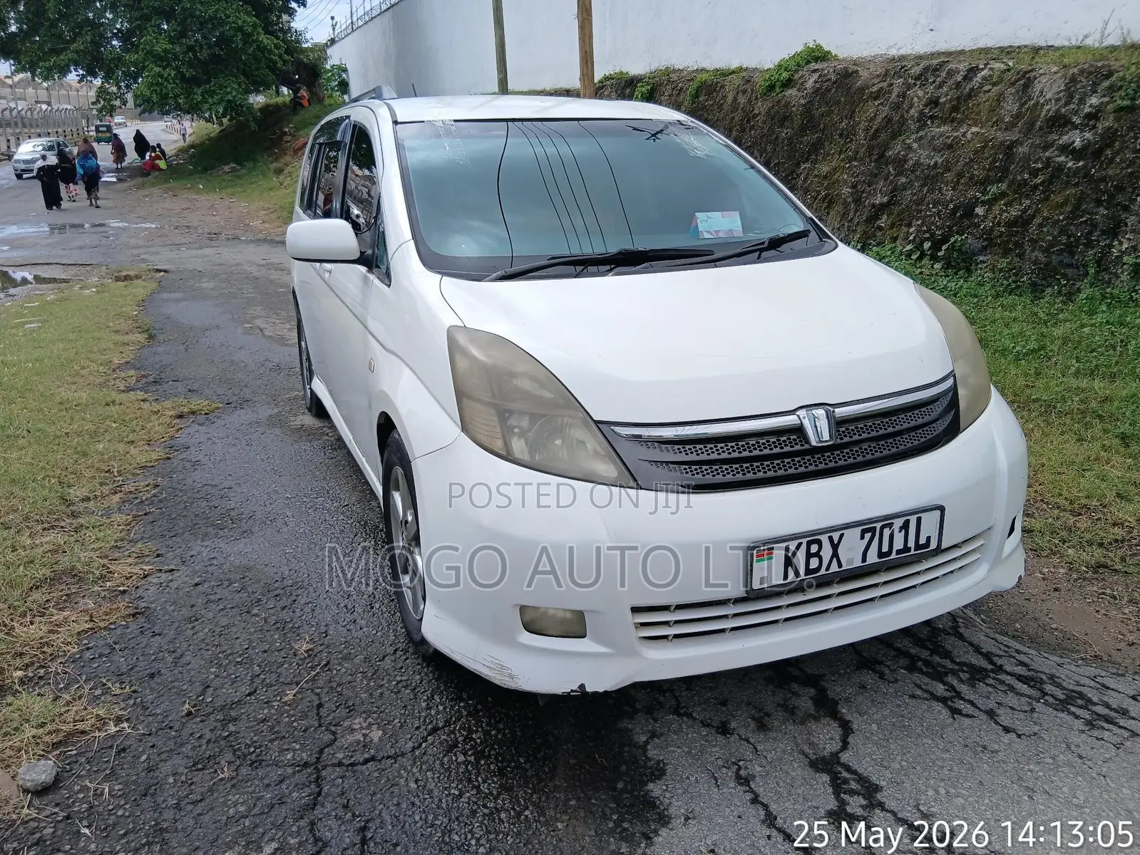 Toyota ISIS 2006 Pearl