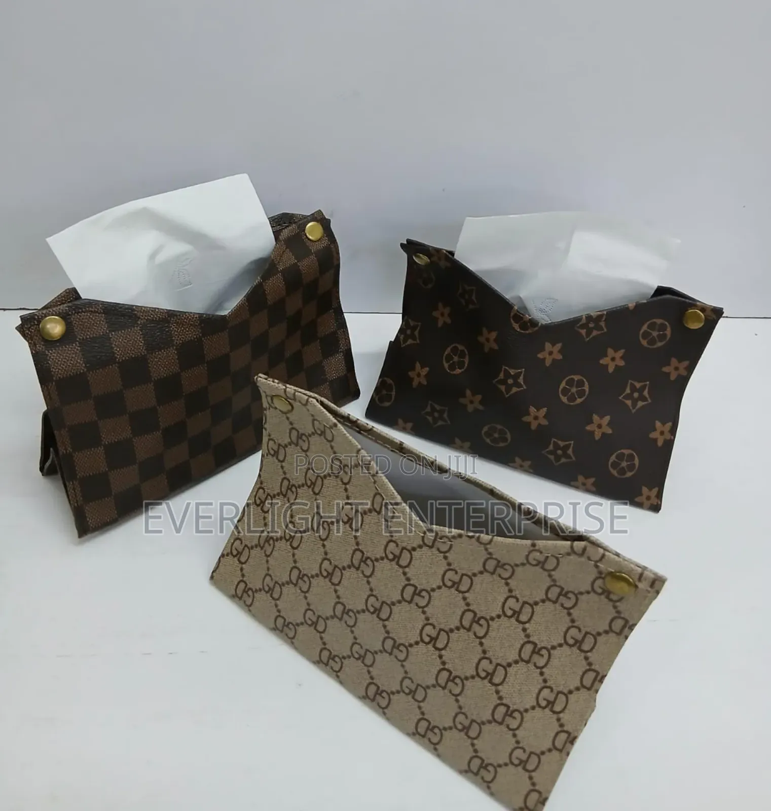*Leather Tissue-Box or Serviette Holder