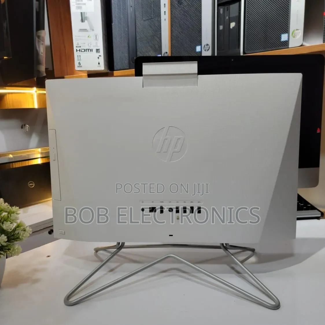 Desktop Computer HP 200 G4 22 All-in-One 8GB Intel Core i3 HDD 500GB