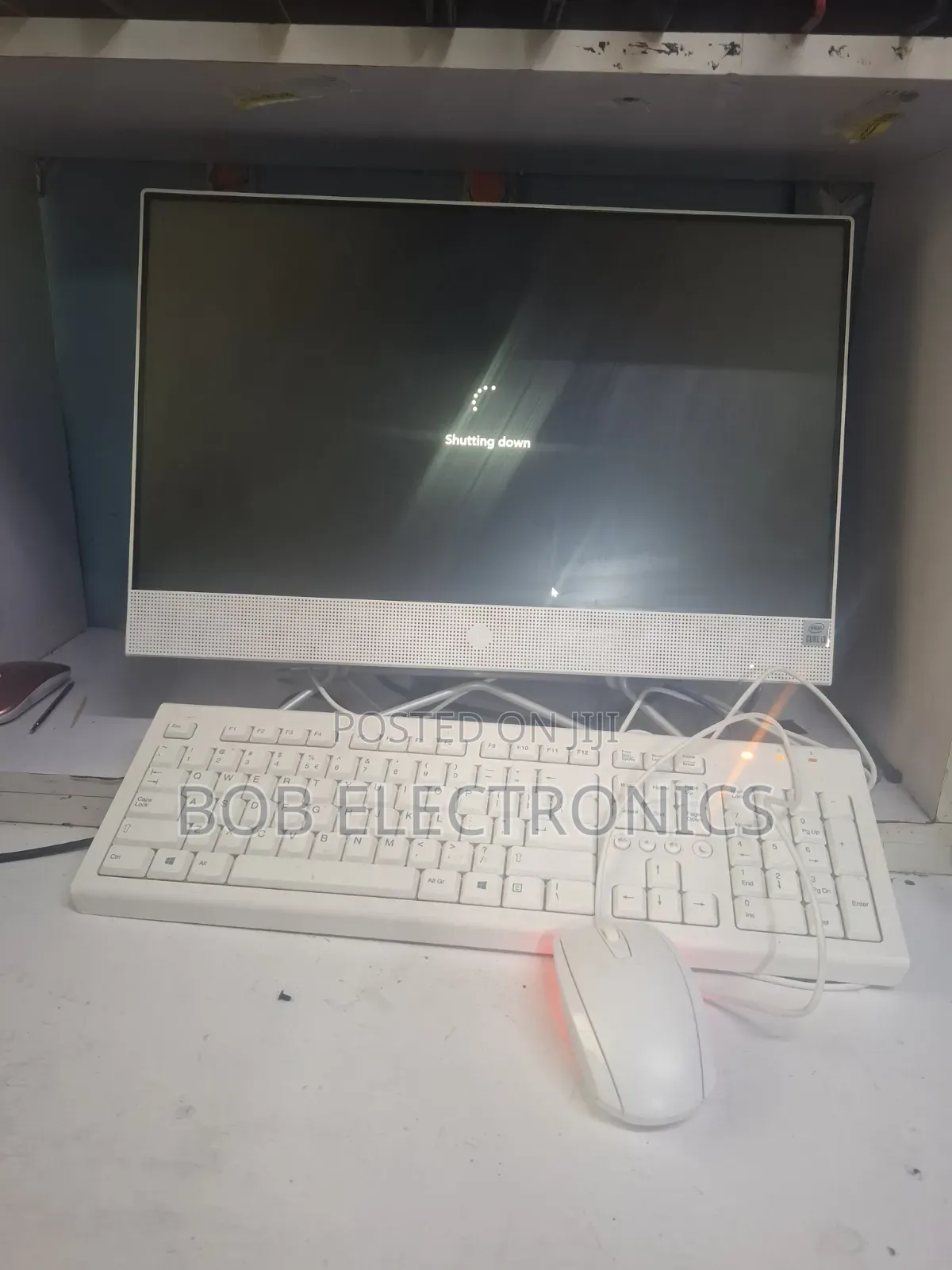Desktop Computer HP 200 G4 22 All-in-One 8GB Intel Core i3 HDD 500GB