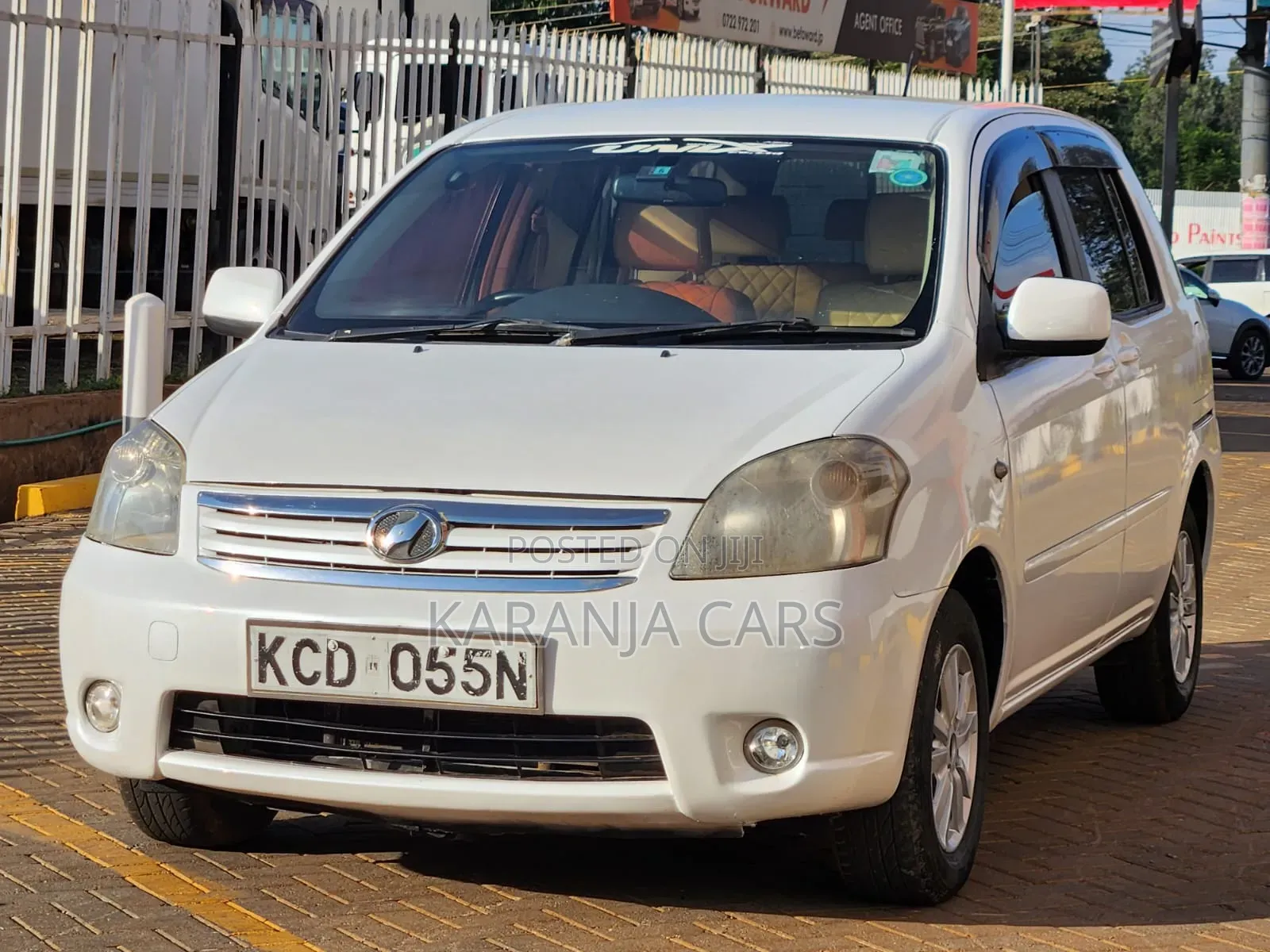 Toyota Raum 2008 White
