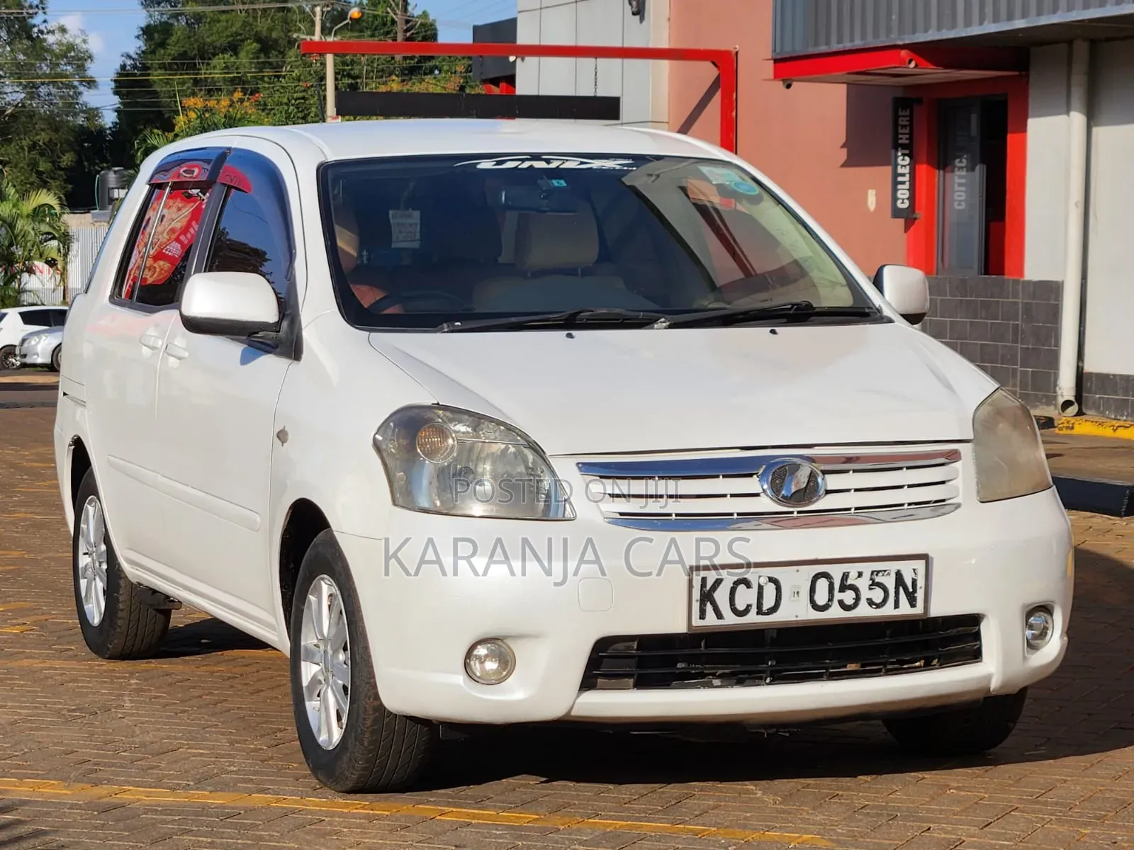 Toyota Raum 2008 White