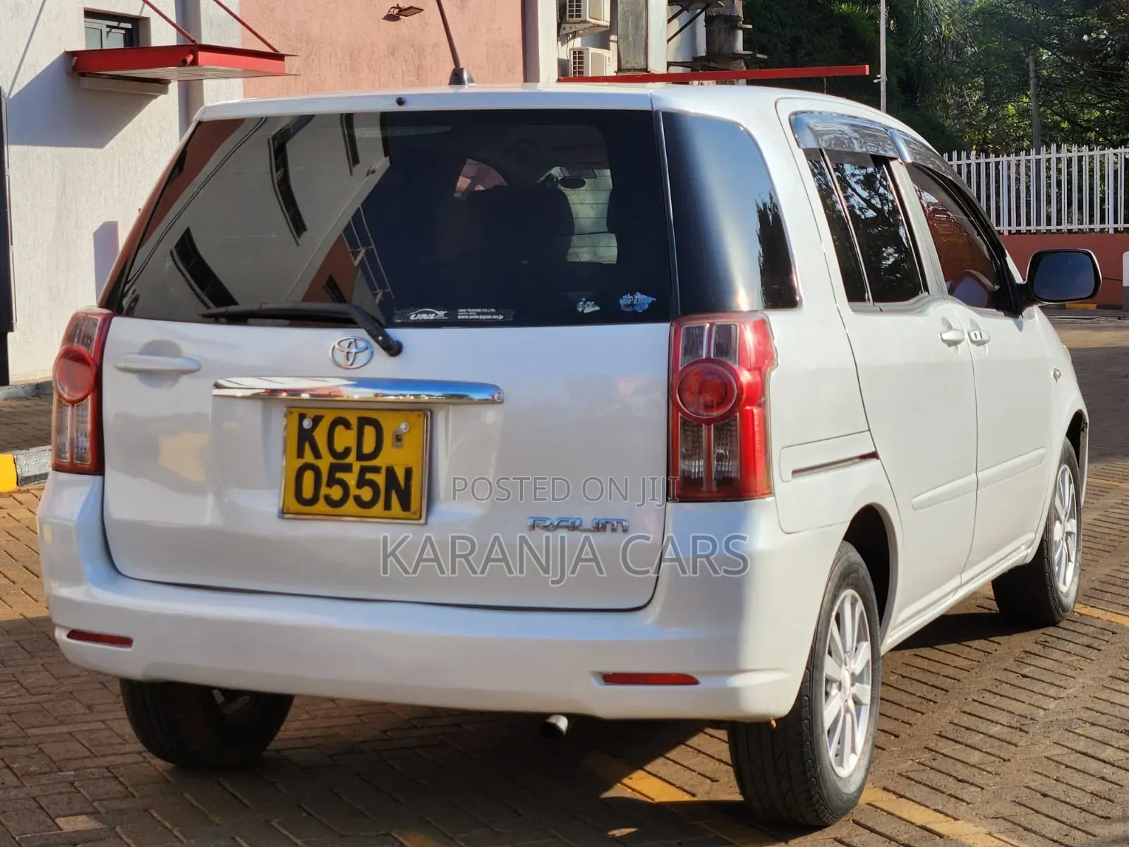 Toyota Raum 2008 White