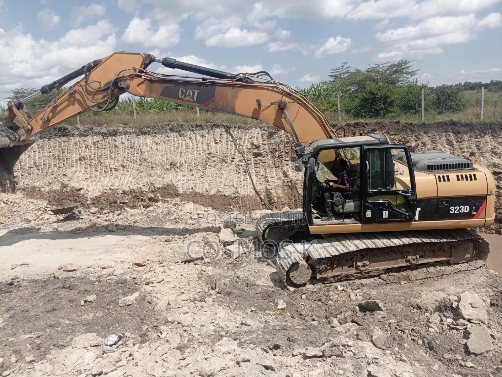 Cat Excavator 323d