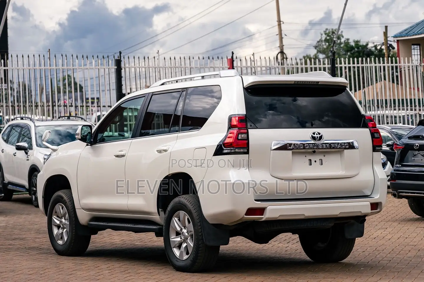 Toyota Land Cruiser Prado 2.8 2018 White