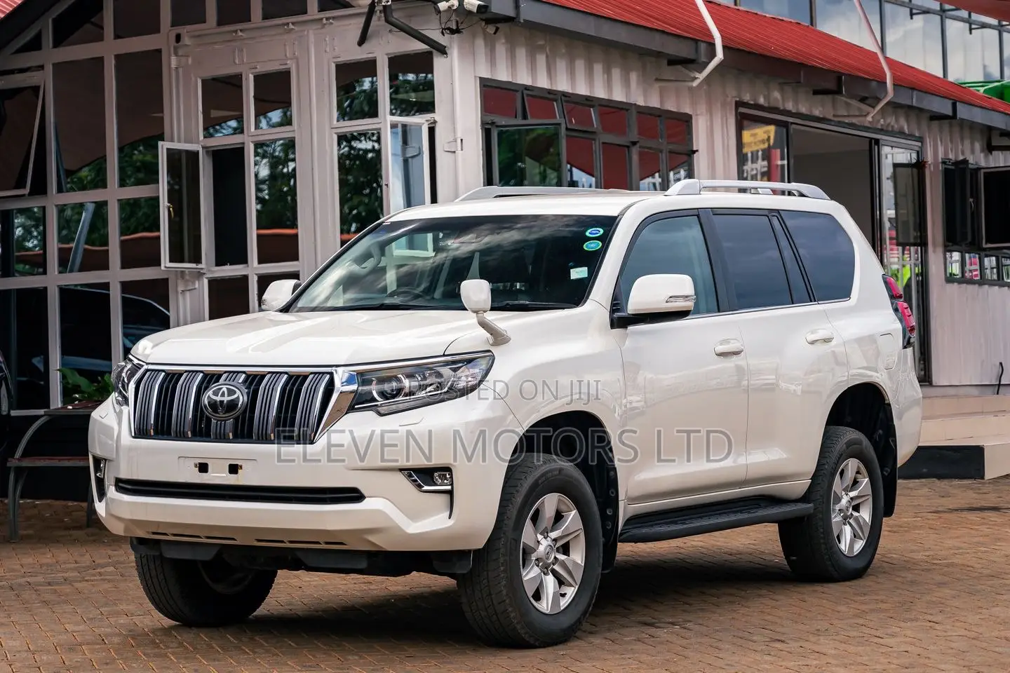 Toyota Land Cruiser Prado 2.8 2018 White
