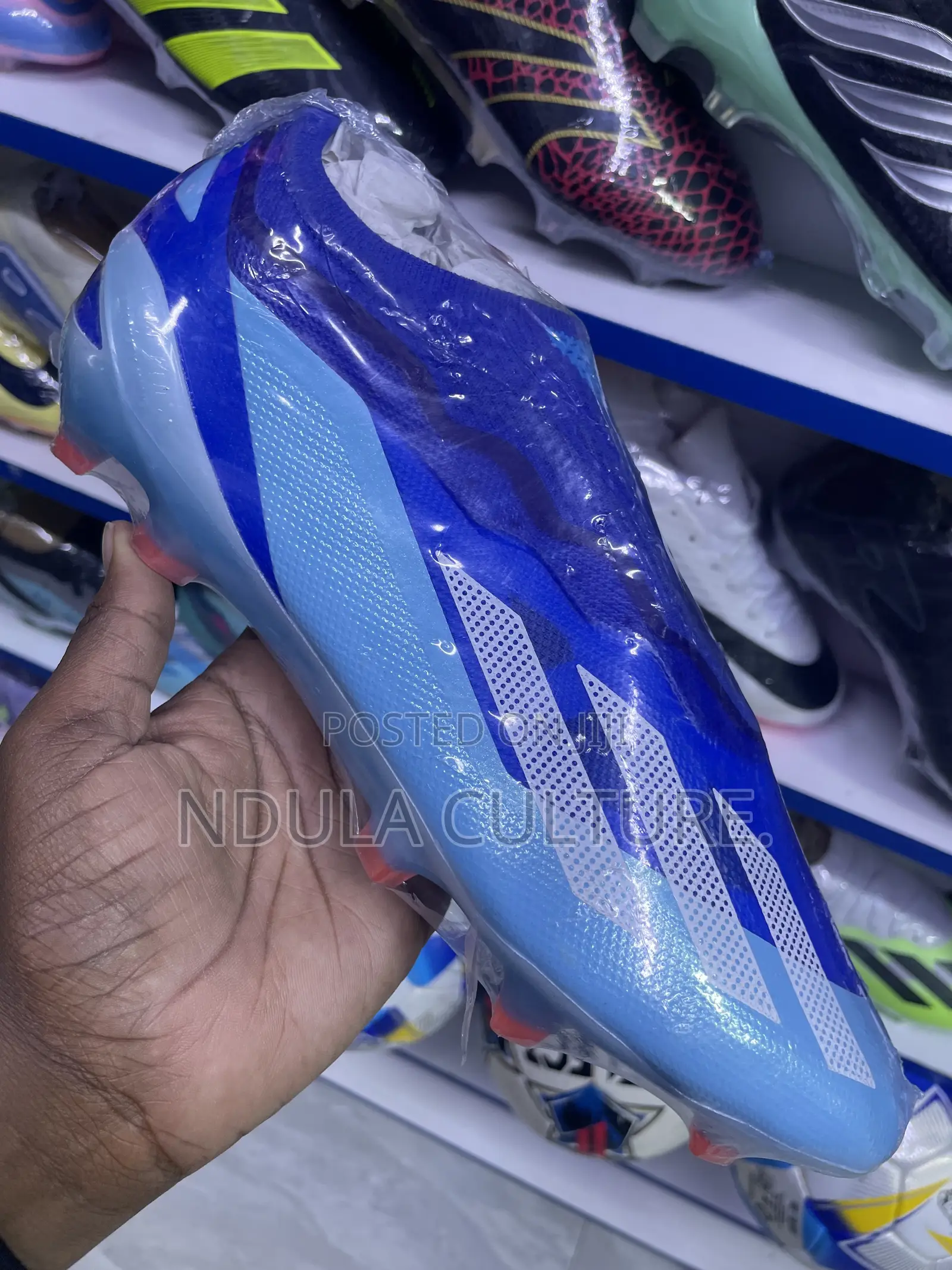 Messi Crazy Fast Football Shoes