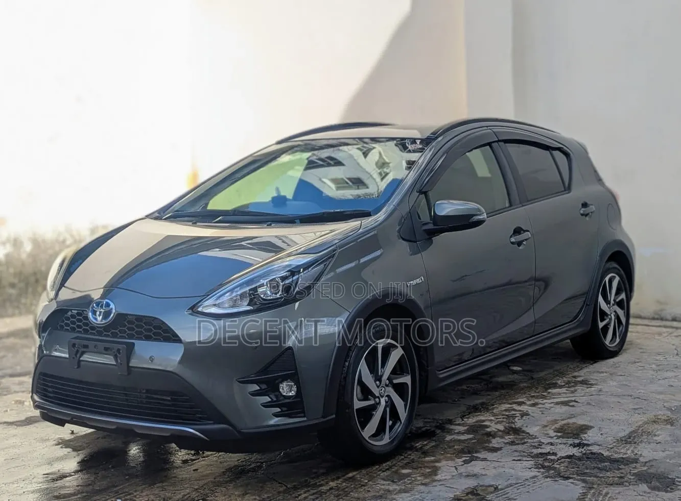 Toyota Aqua 2019 Gray