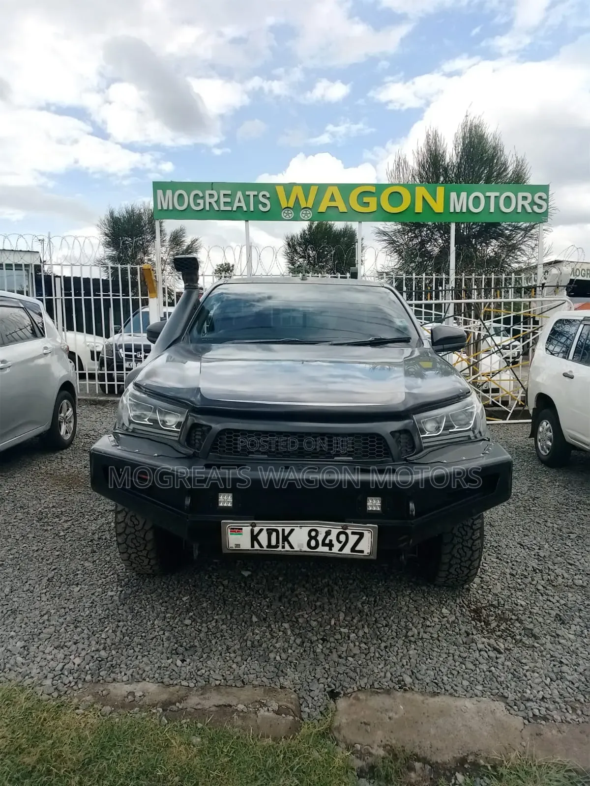 Toyota Hilux 2015 Gray