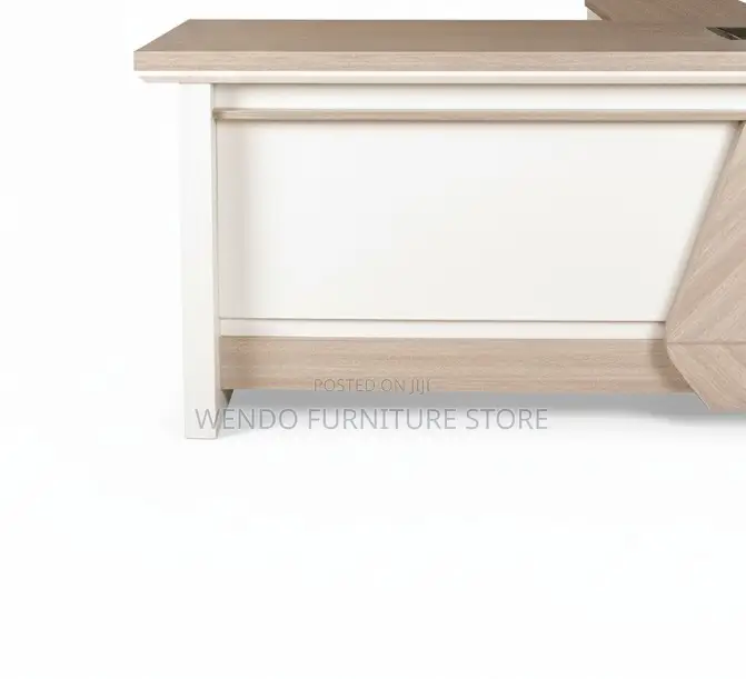 Office Desk; 1.6 Meters Executive Office Managers Desks