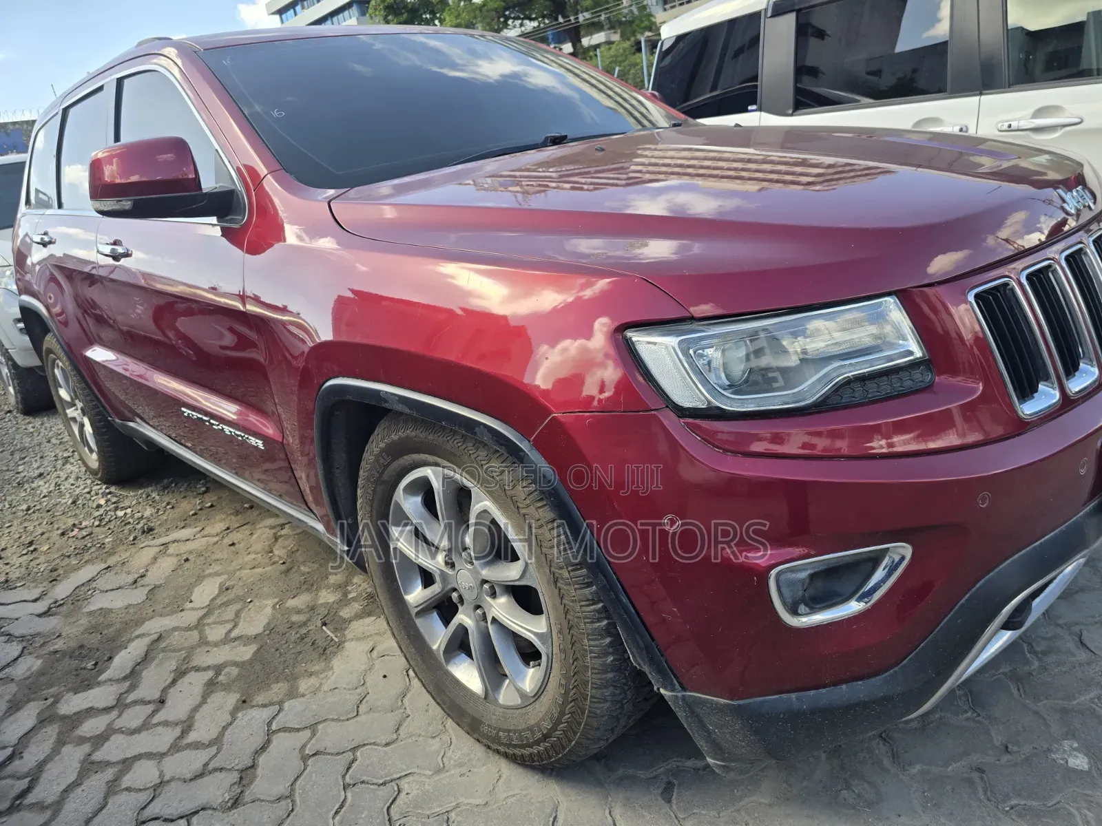 Jeep Grand Cherokee 2012 Red