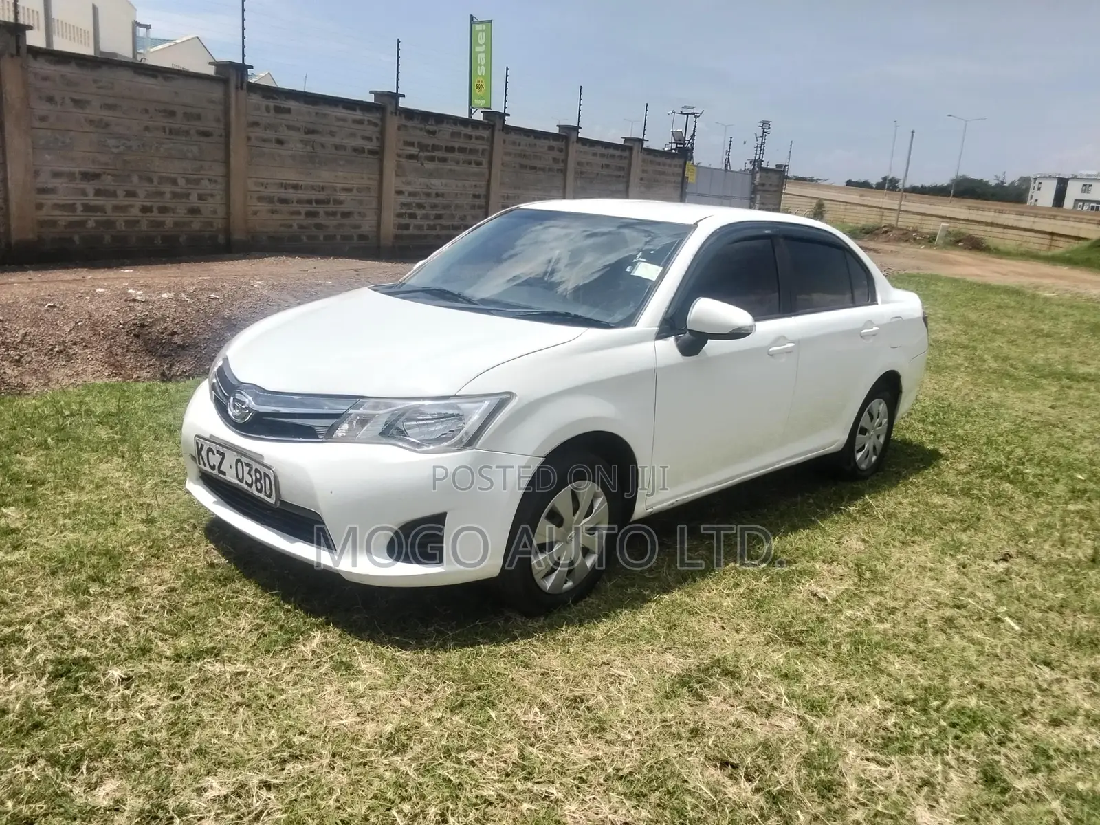Toyota Axio 2013 White
