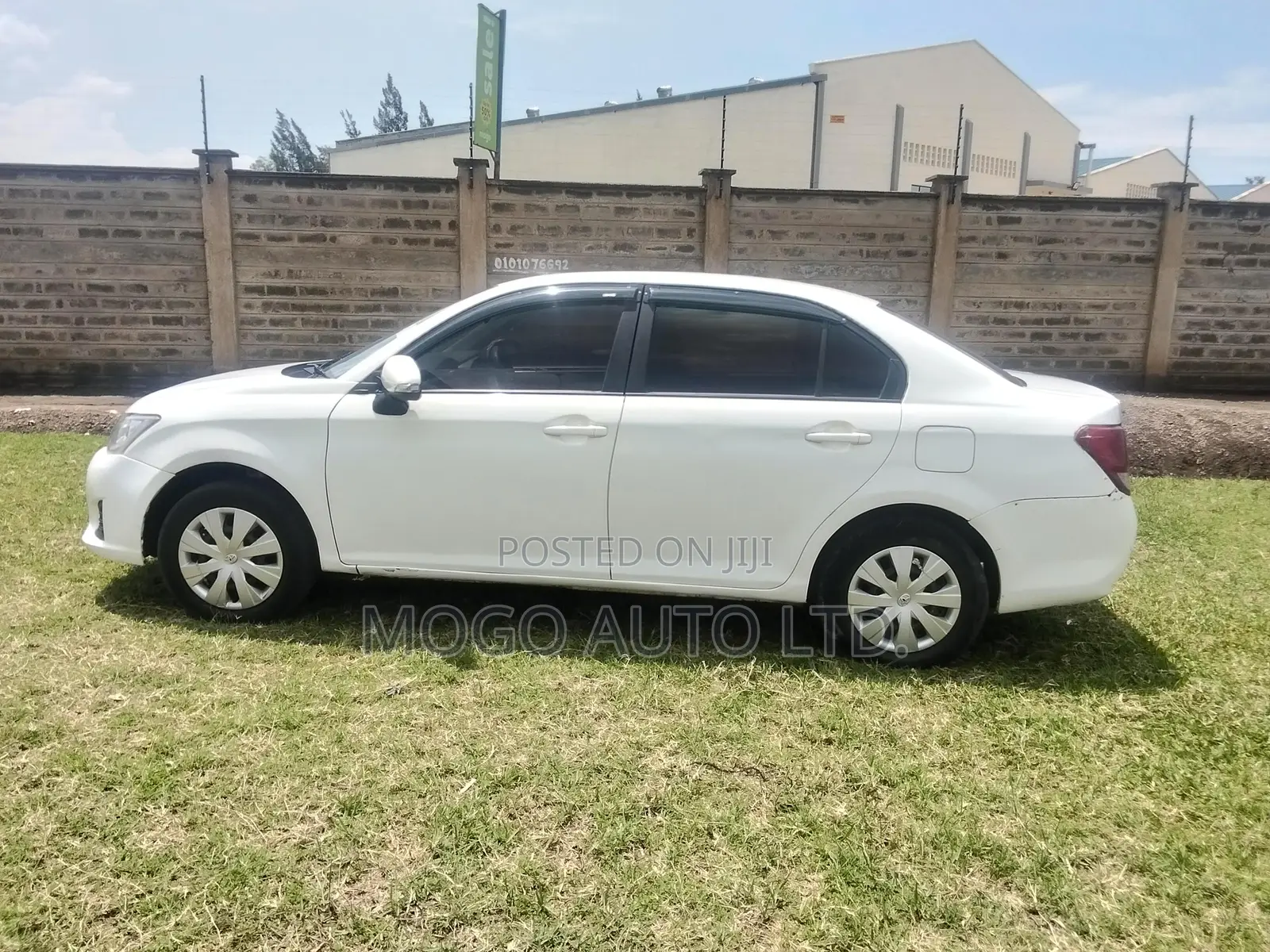 Toyota Axio 2013 White