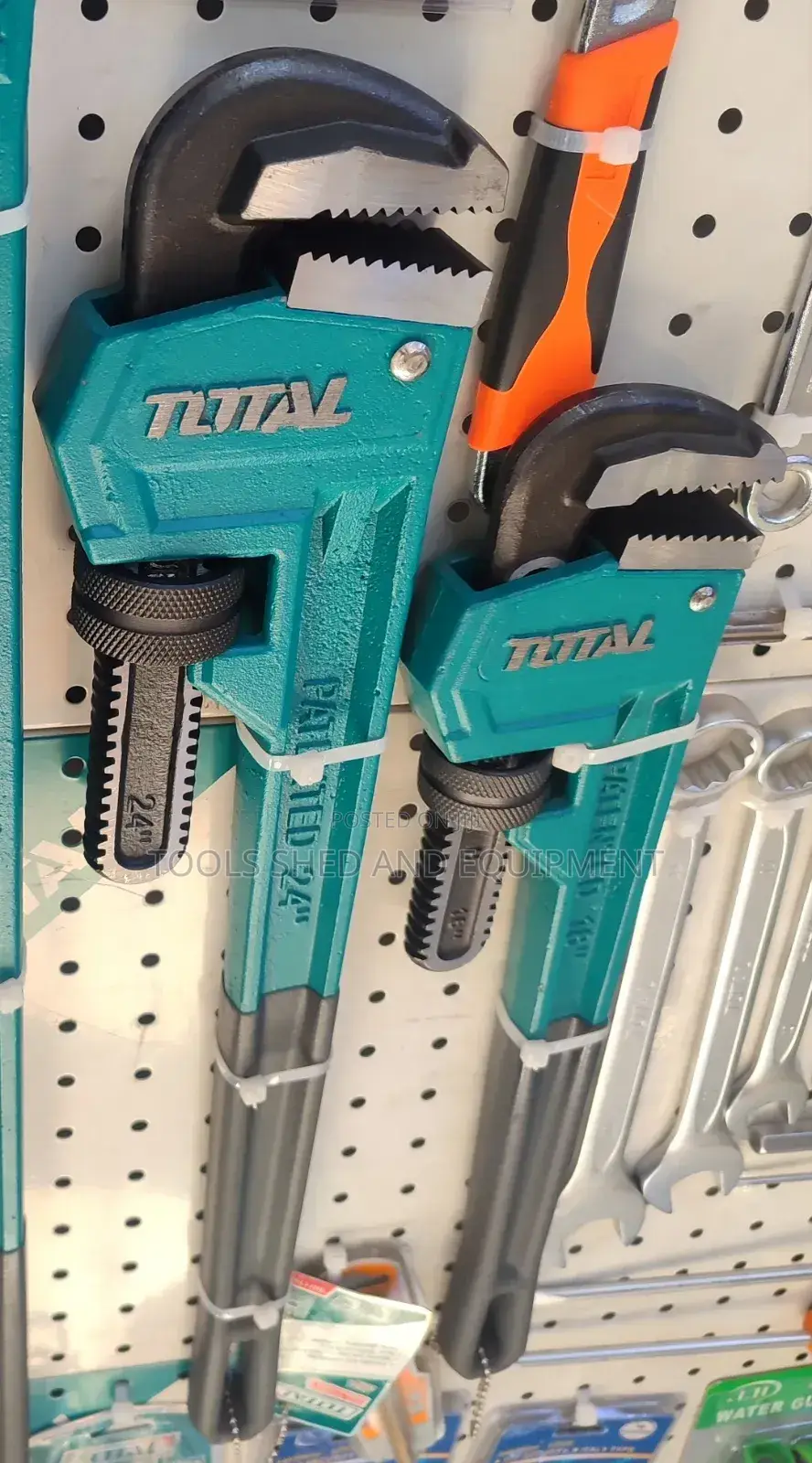 24" Pipe Wrench