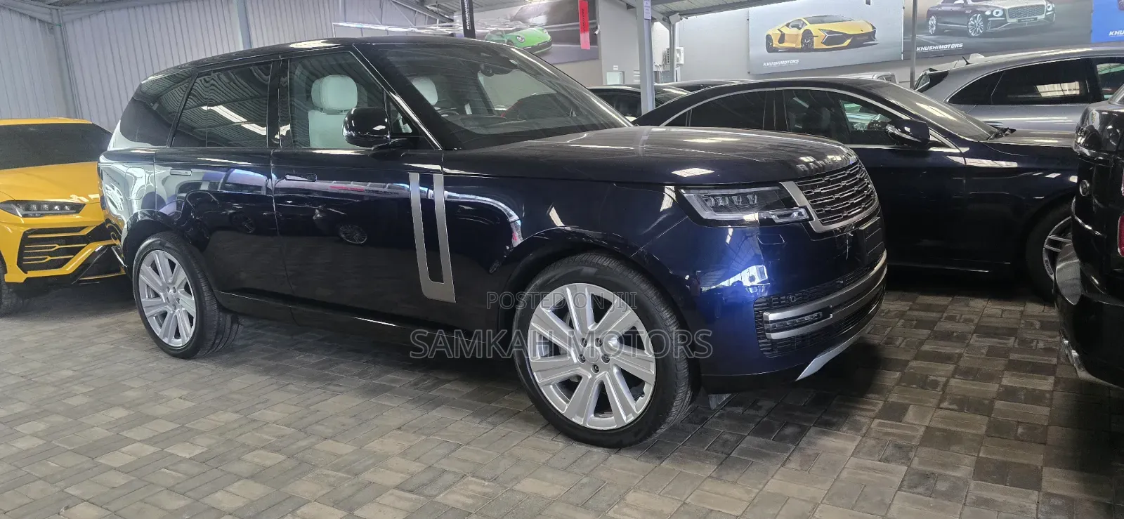 Land Rover Range Rover Evoque 2024 Blue