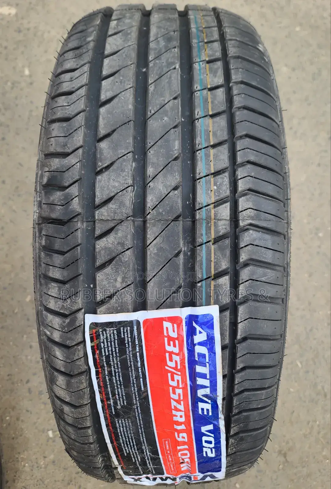 235/55 R19 Vinmax Tyres 105w Active V02