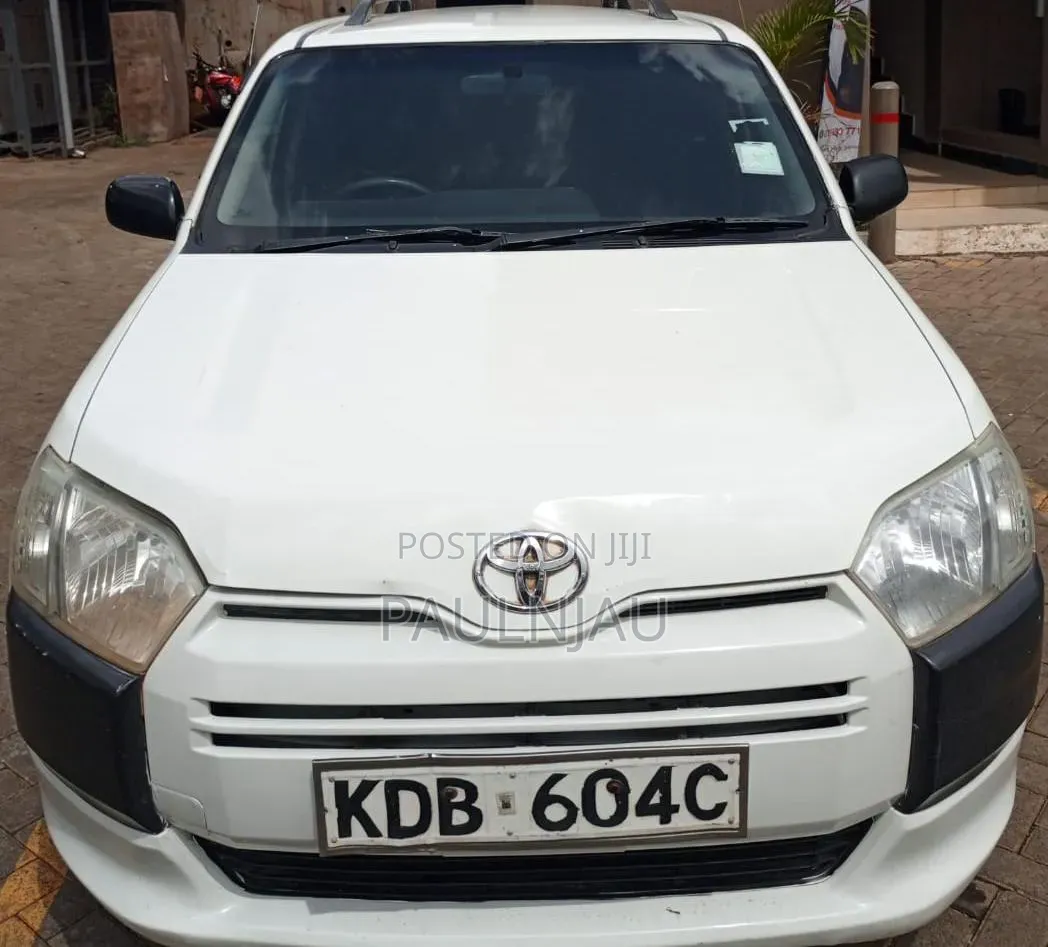 Toyota Succeed SV Premium 2014 White