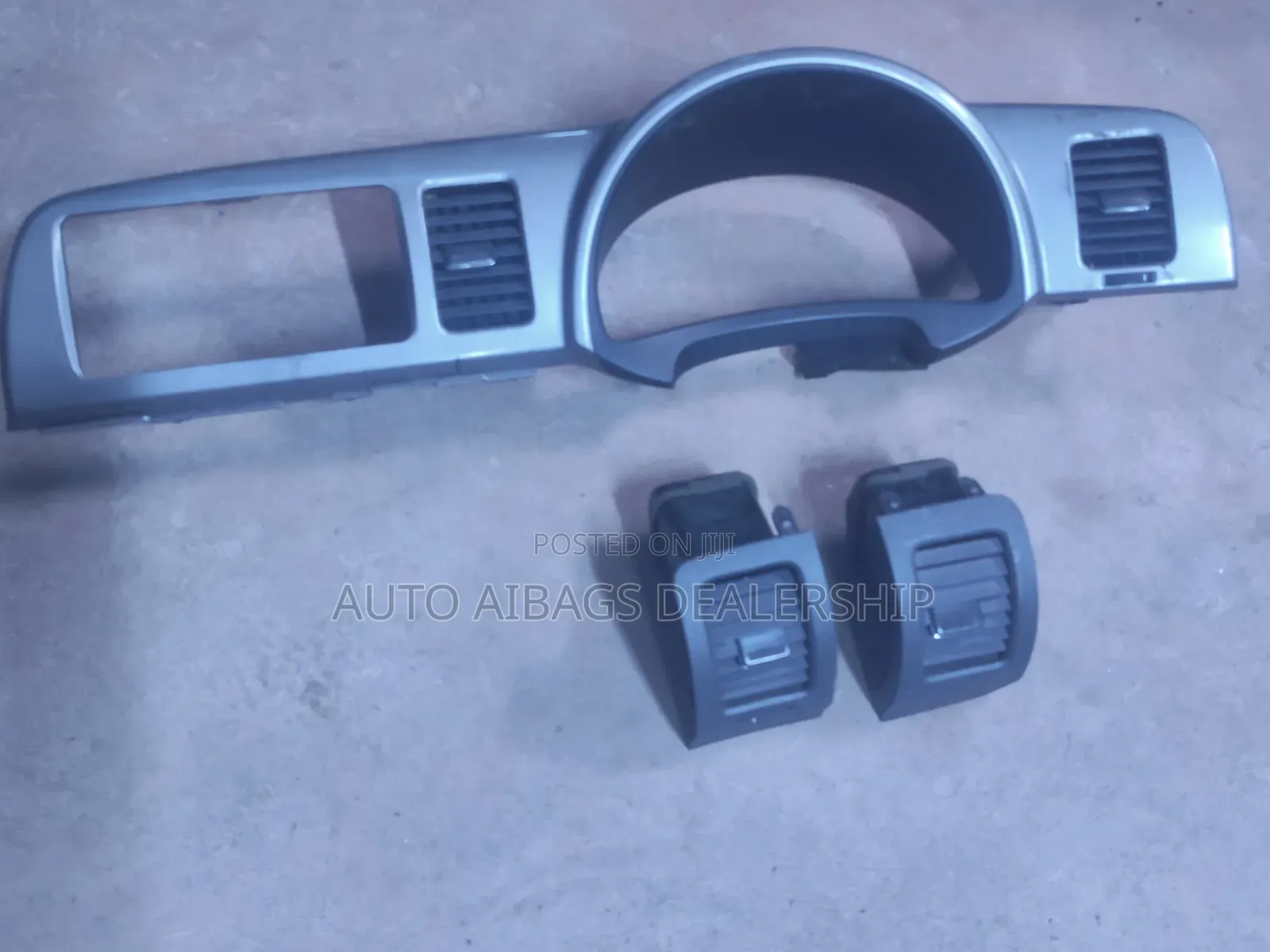 Toyota Wish Dashboard Ventrators Full Set.