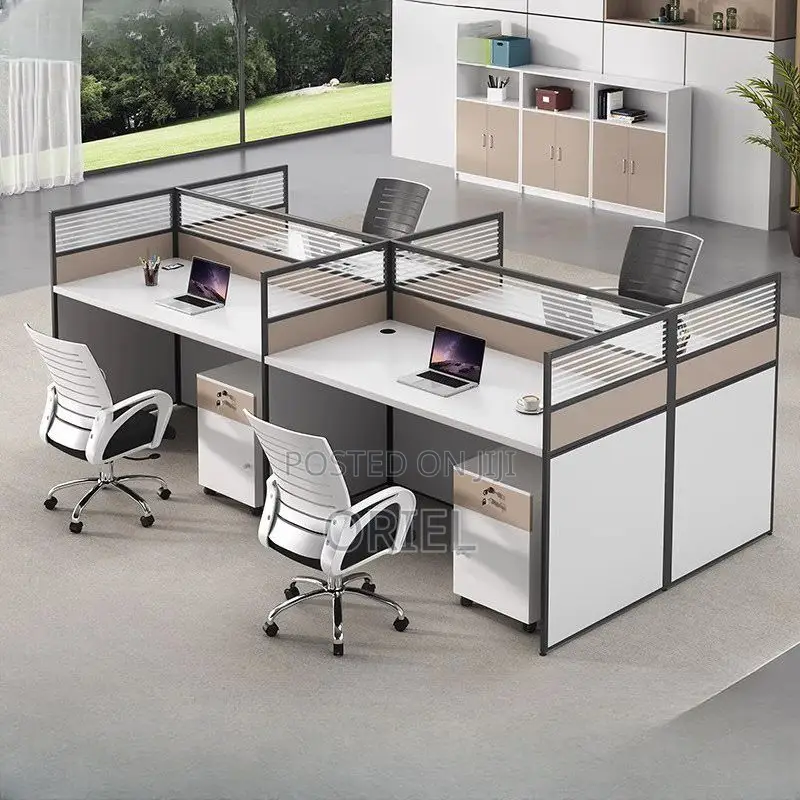 Office Desk : 4-Seater Office Working Workstation