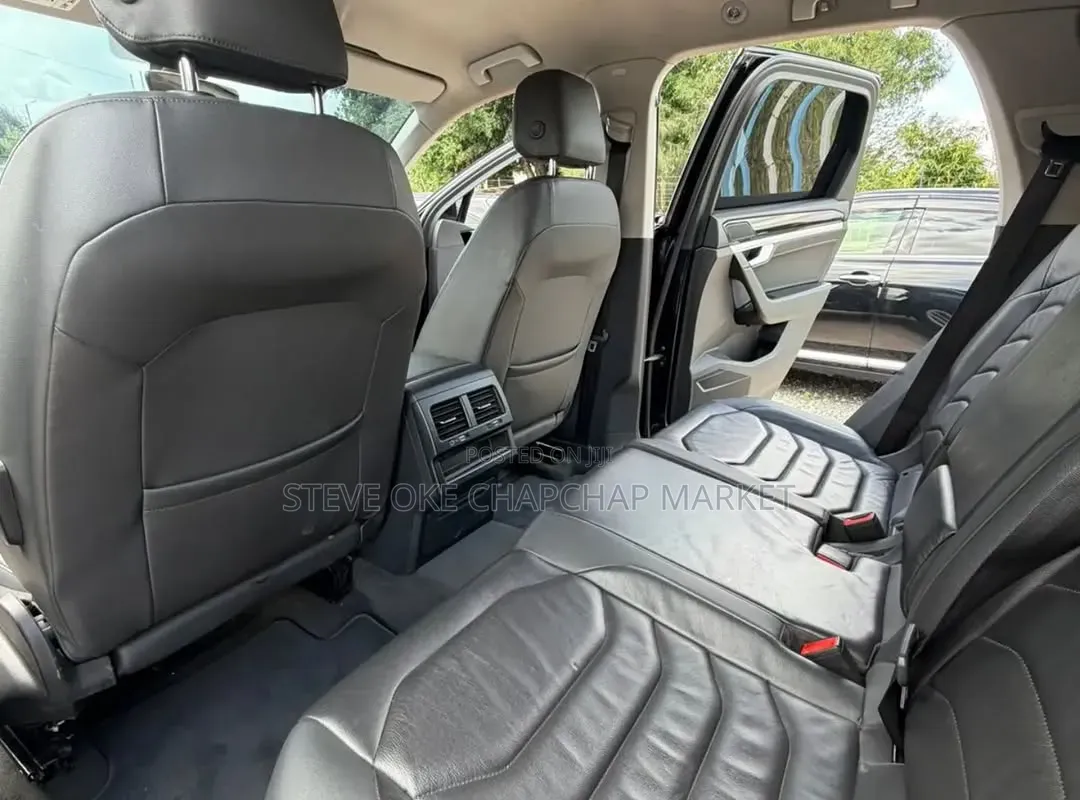 Volkswagen Touareg 2018 Black
