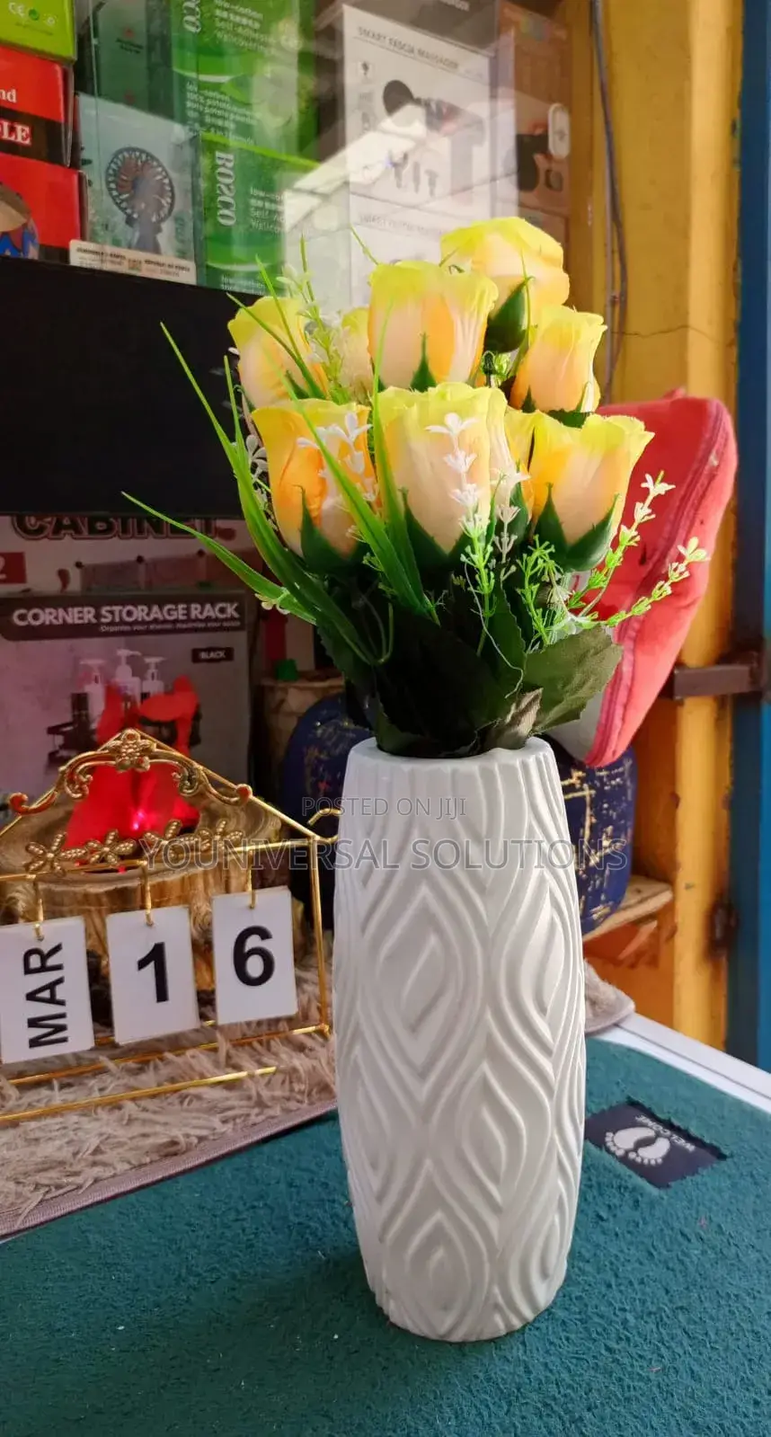 **Rose Bunch | **Textured Vase** 600
Full Set