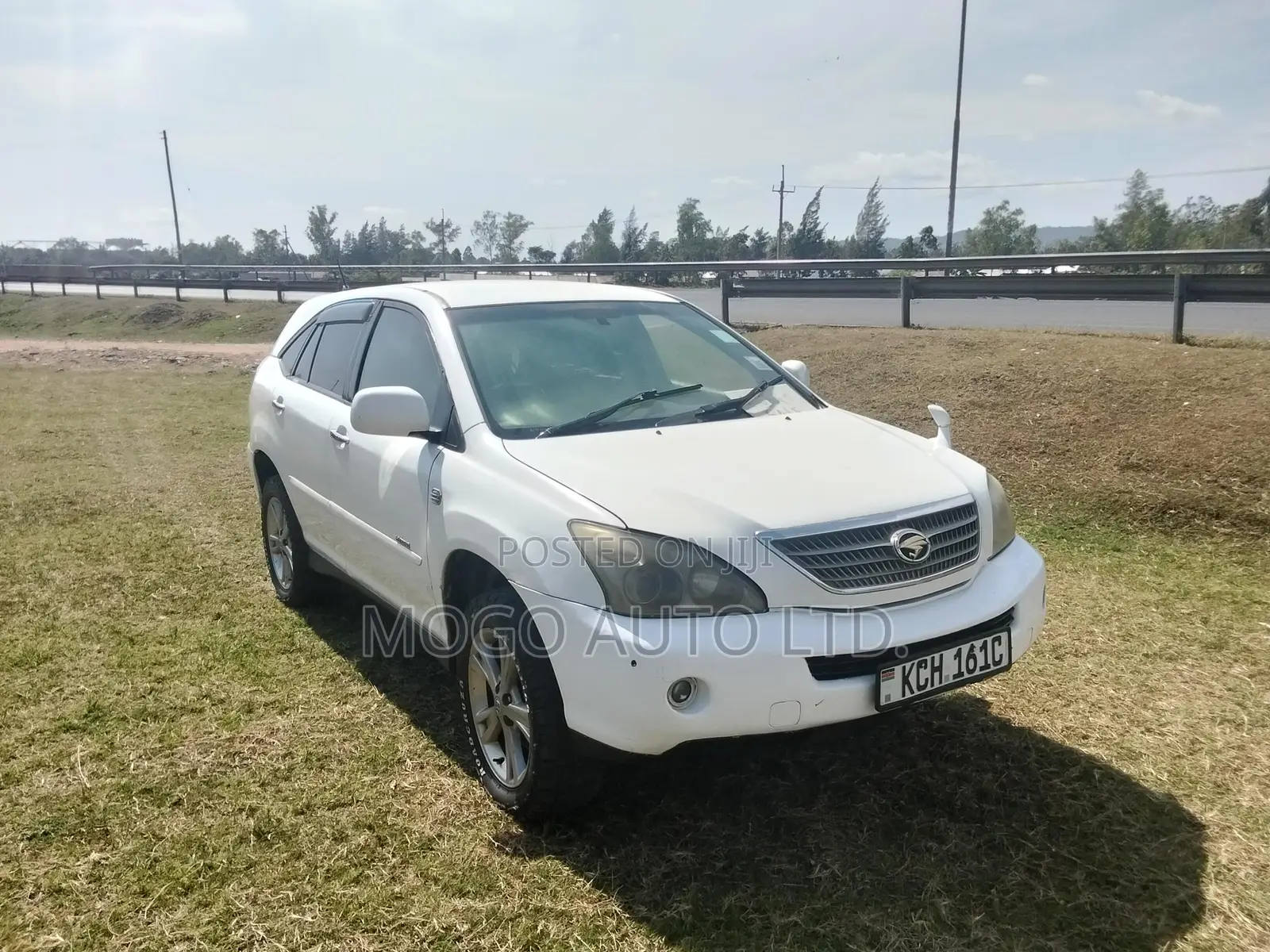Toyota Harrier 2009 White