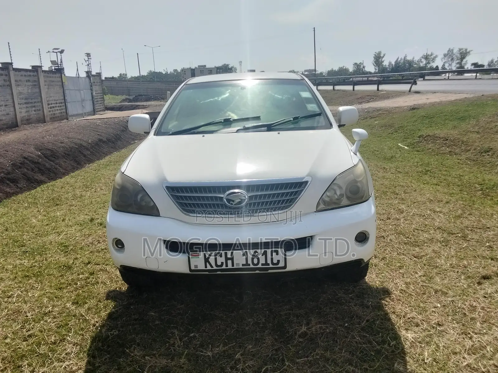 Toyota Harrier 2009 White
