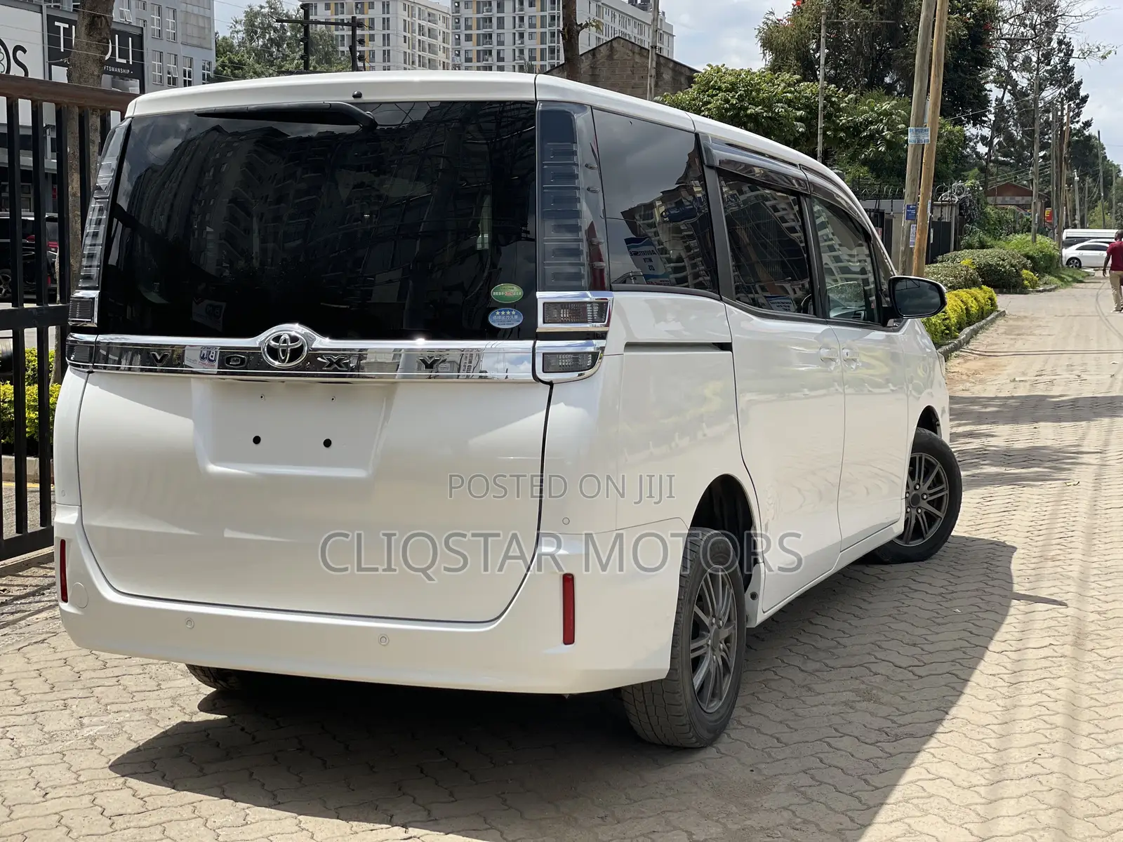 Toyota Voxy 2019 White