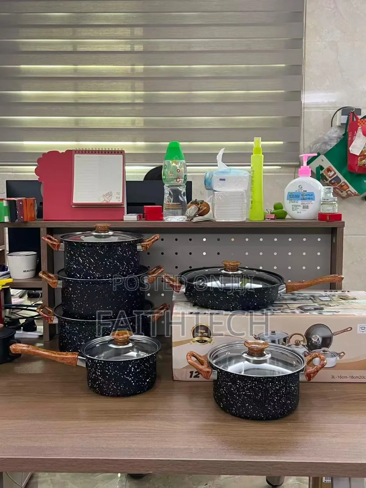 12 Pieces Non Stick Cooking Pots (With Wooden Handles)