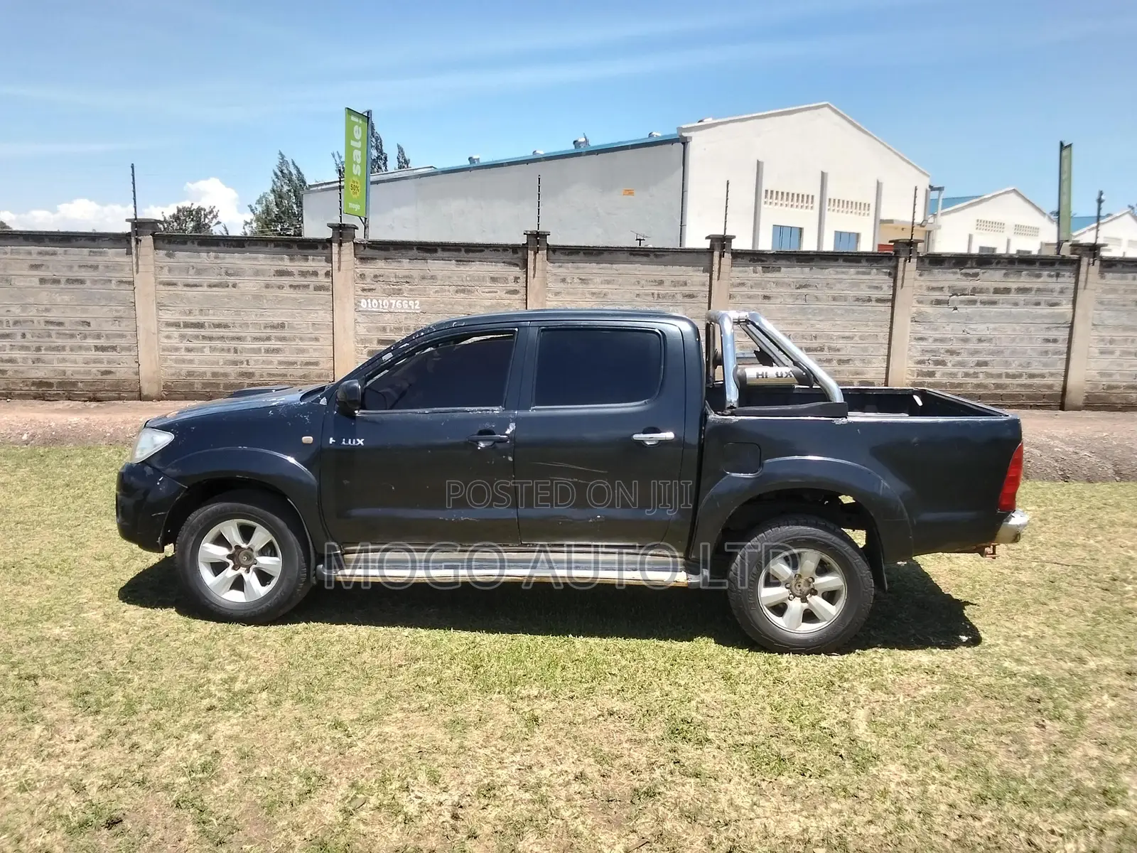 Toyota Hilux 2009 Black