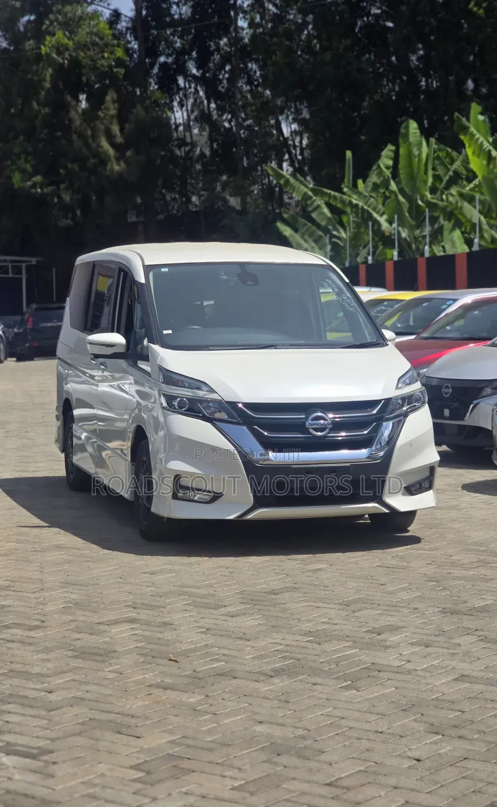 Nissan Serena 2019 White