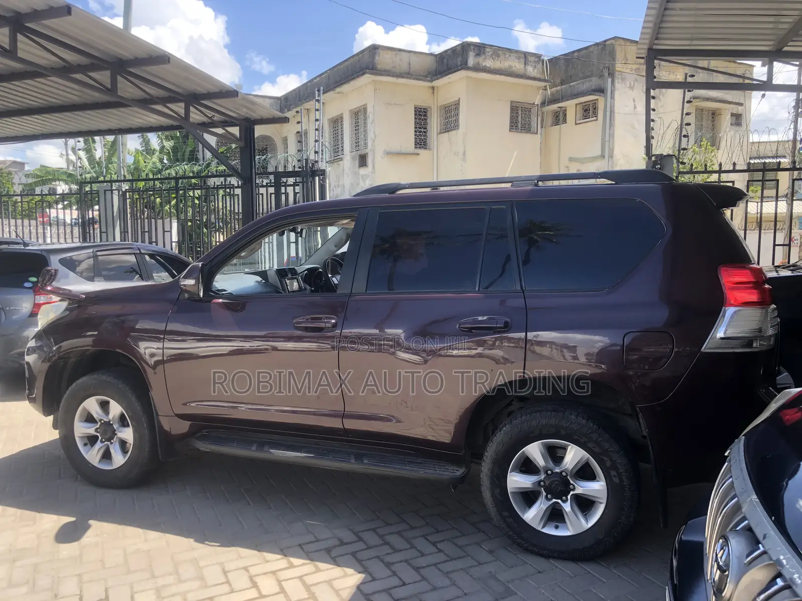 Toyota Land Cruiser Prado 2014 Black