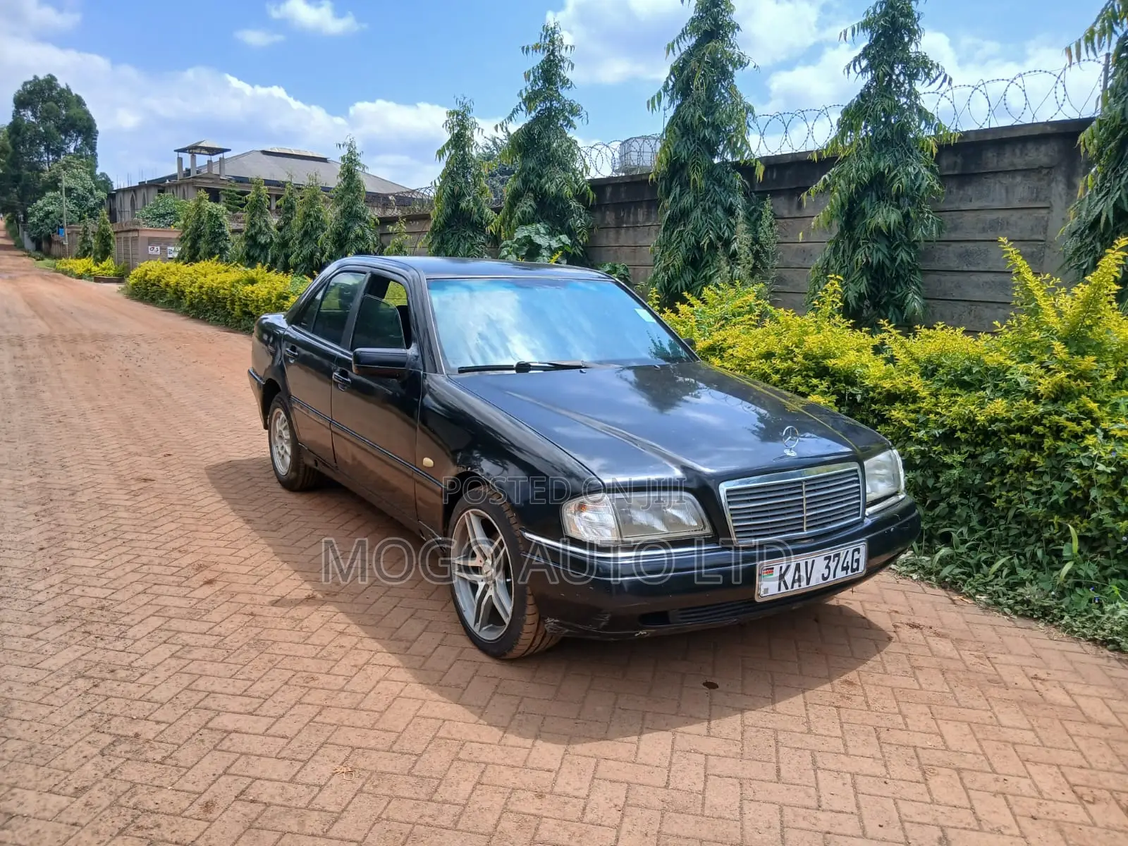 Mercedes-Benz C200 2000 Black